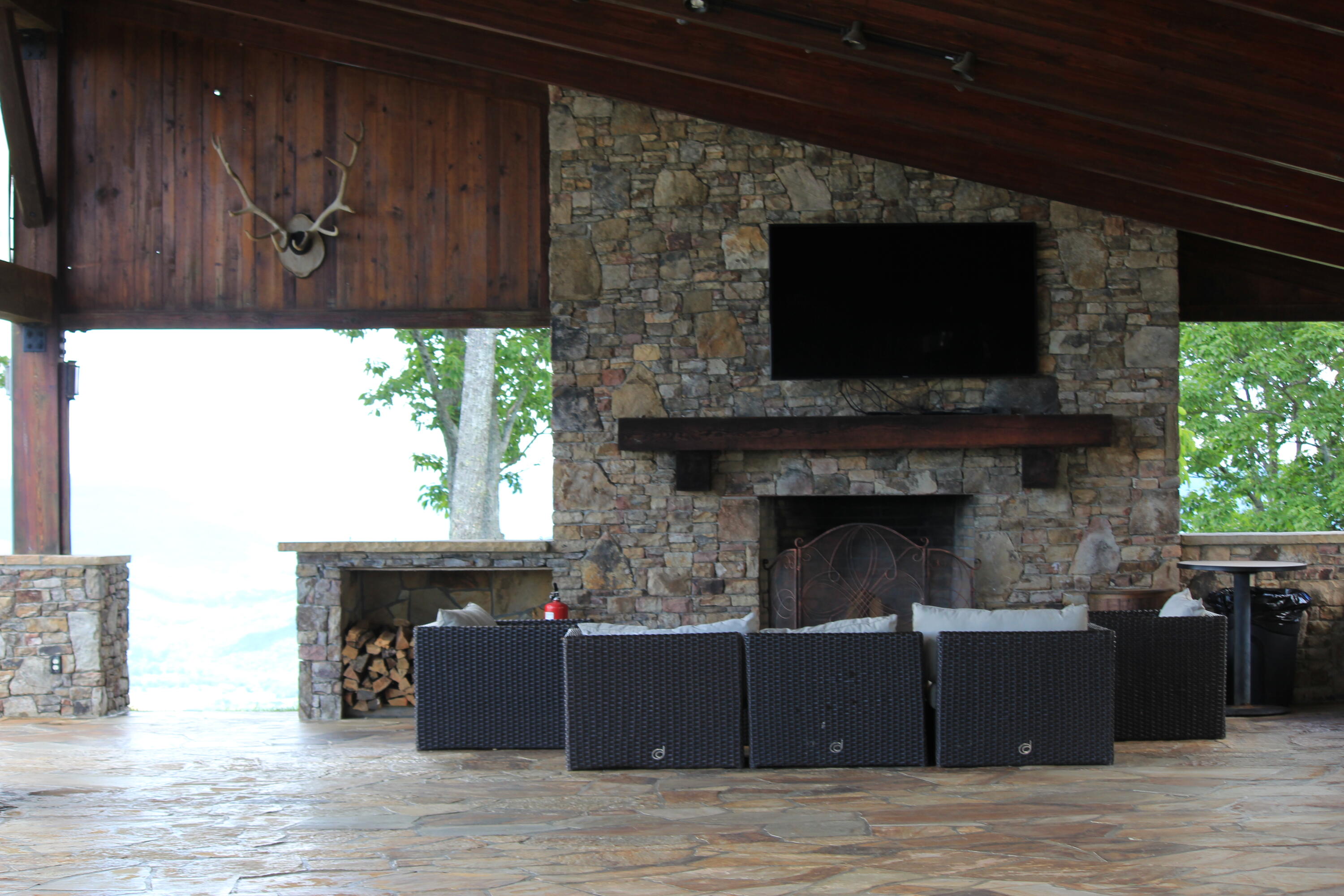 370 Cumberland Circle, Sv342