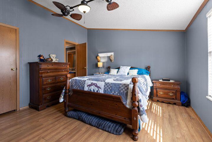 338 County Road, 135