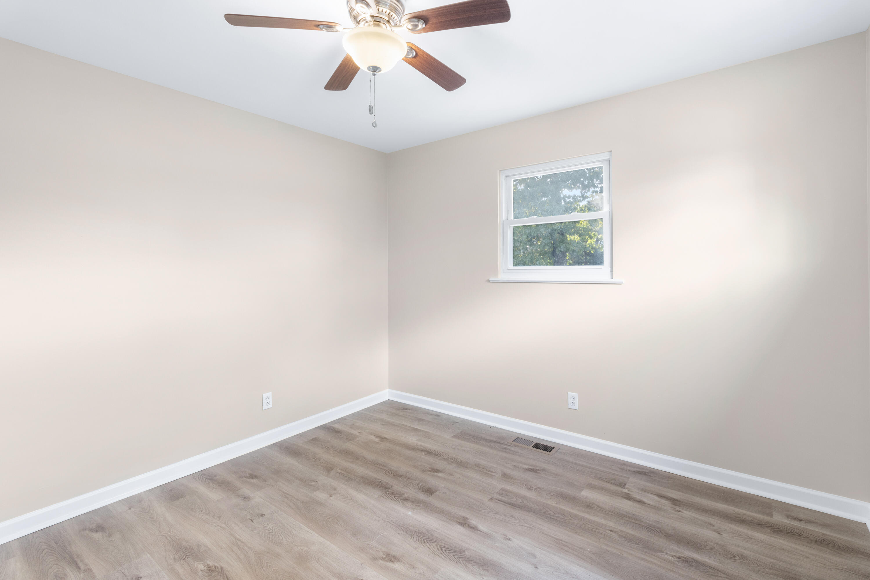 1115 Northern Hills Road