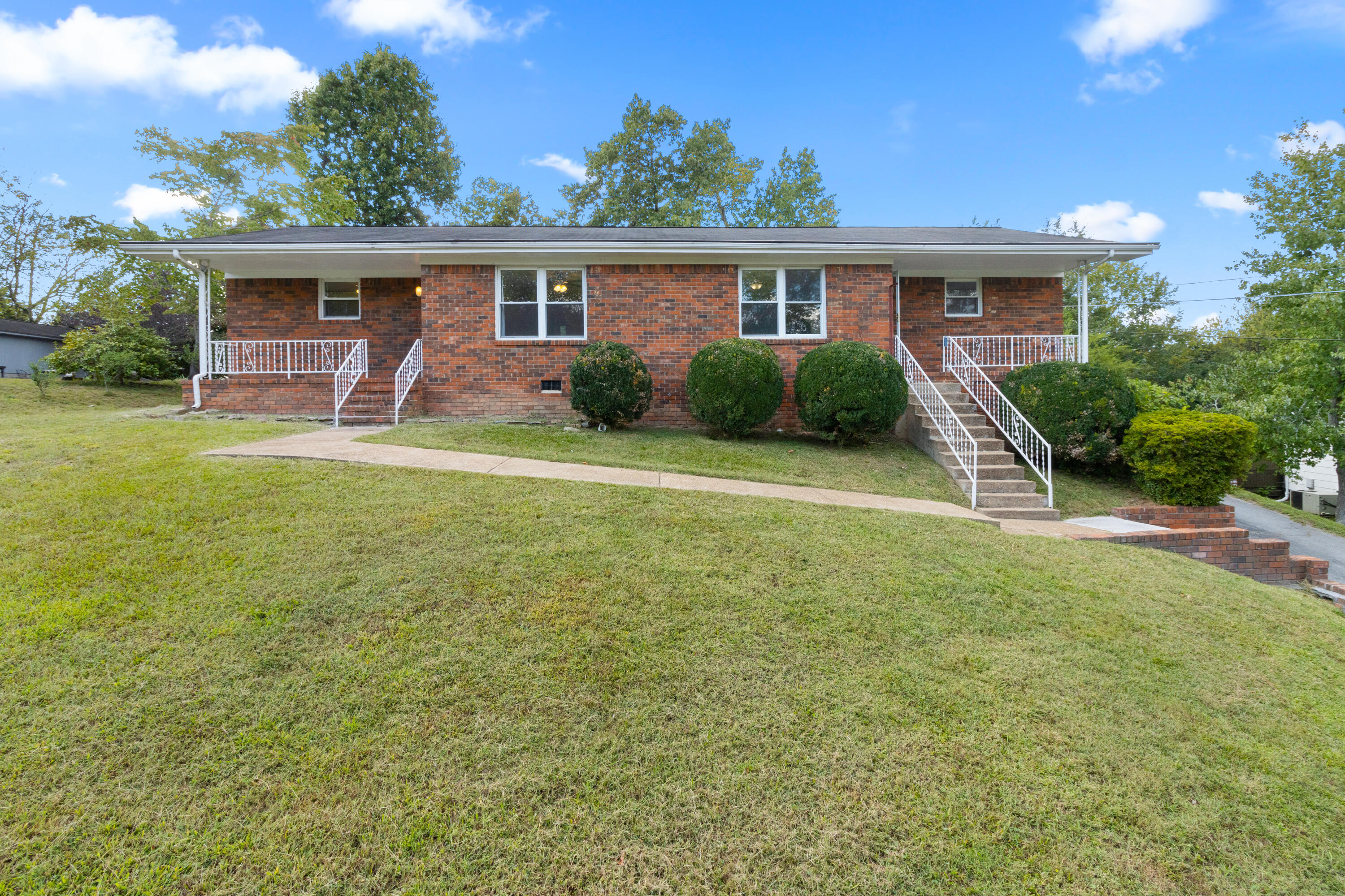 1115 Northern Hills Road