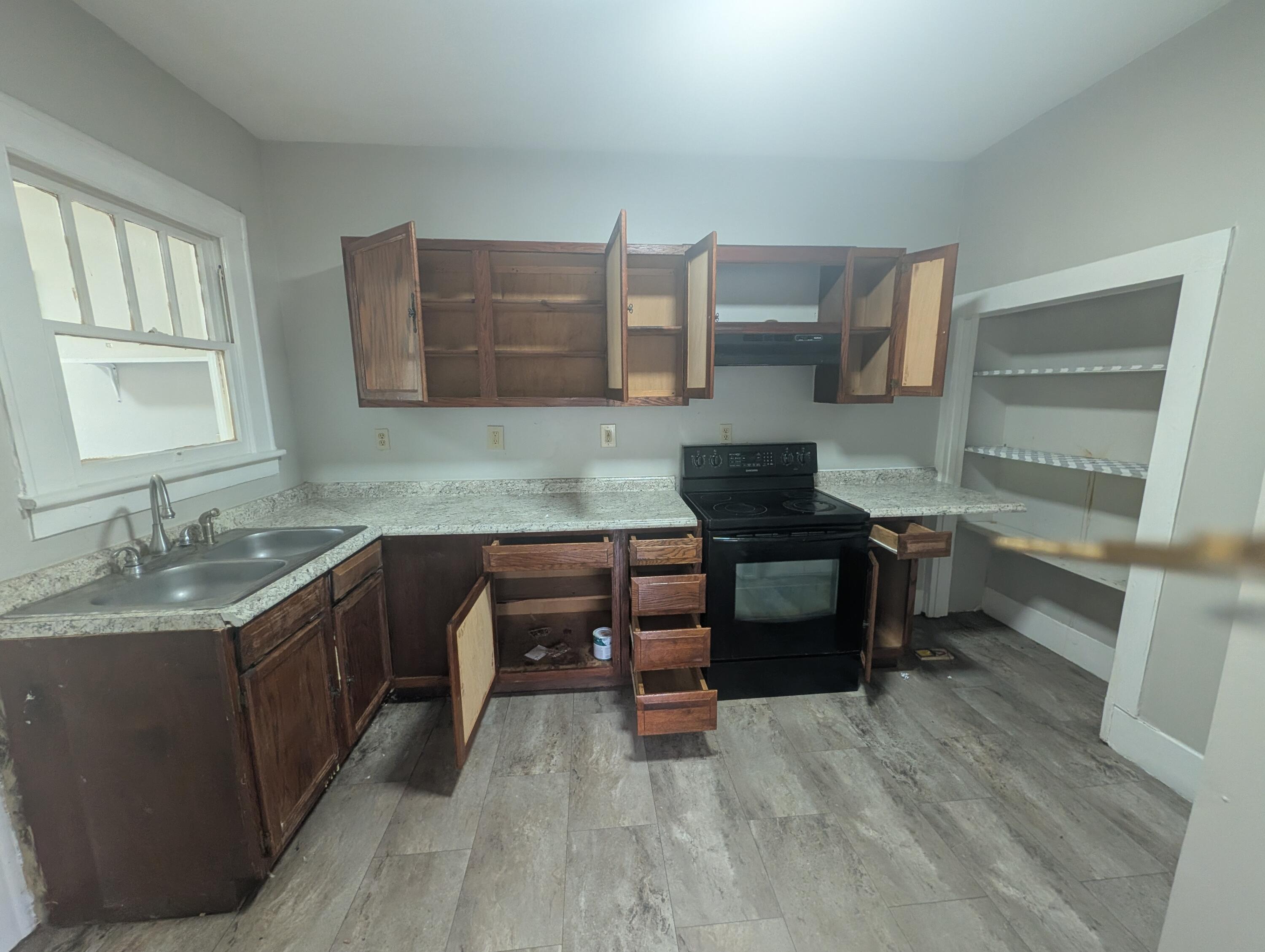 1417 Tunnel Boulevard