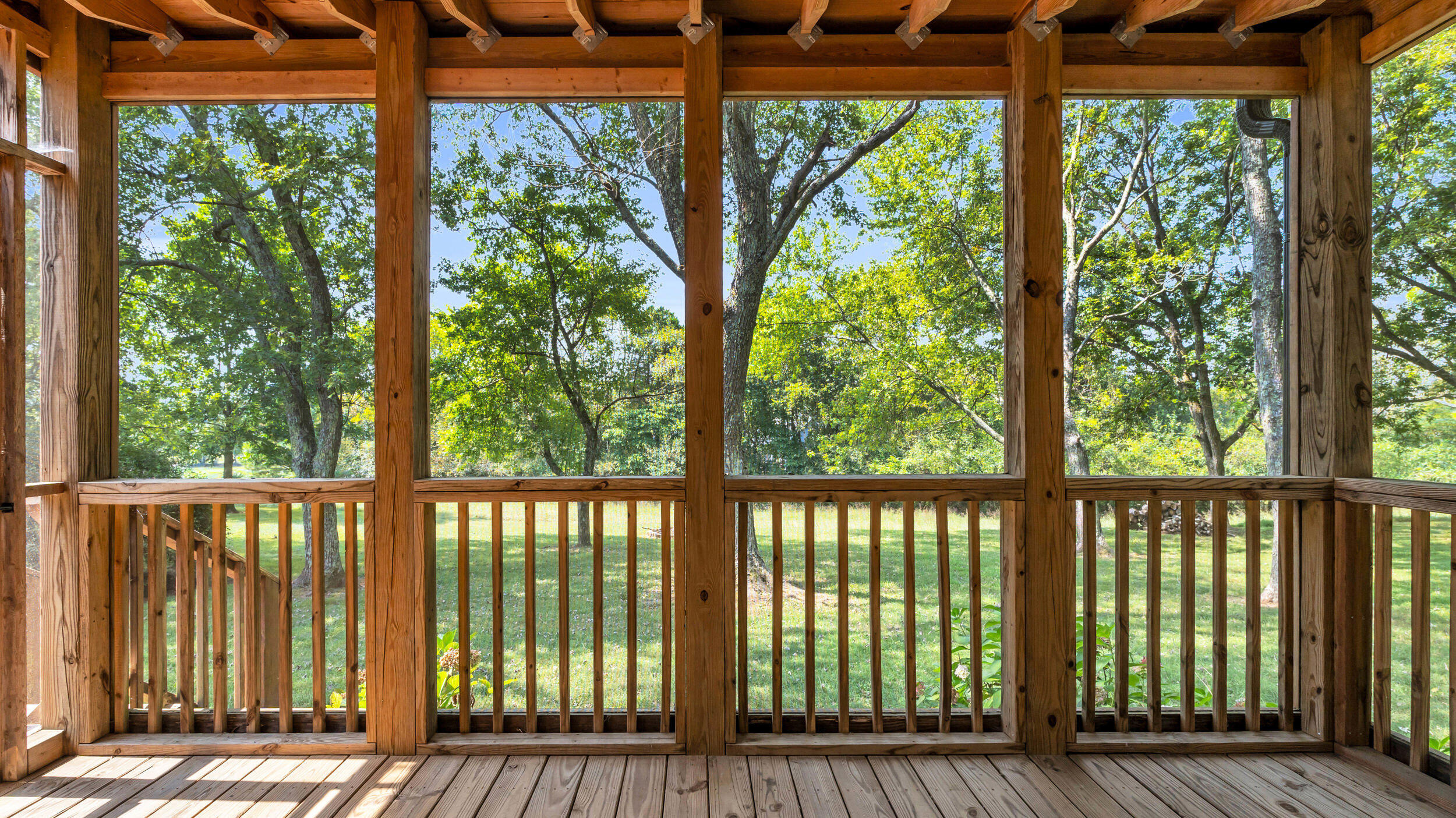 232 Gordon Pond Road, LaFayette