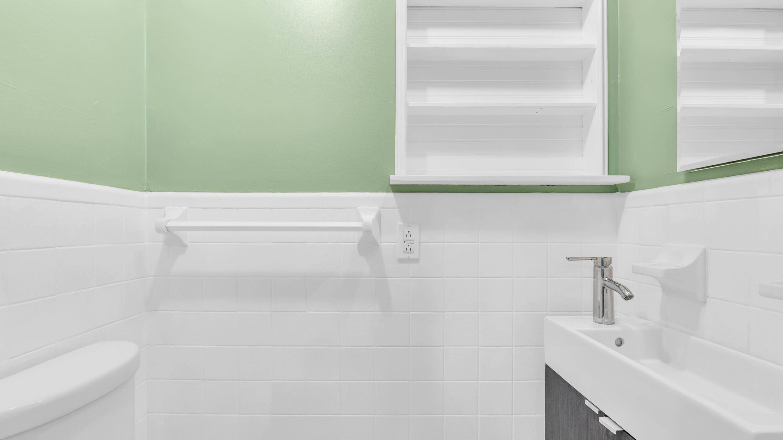 232 Gordon Pond Road, LaFayette