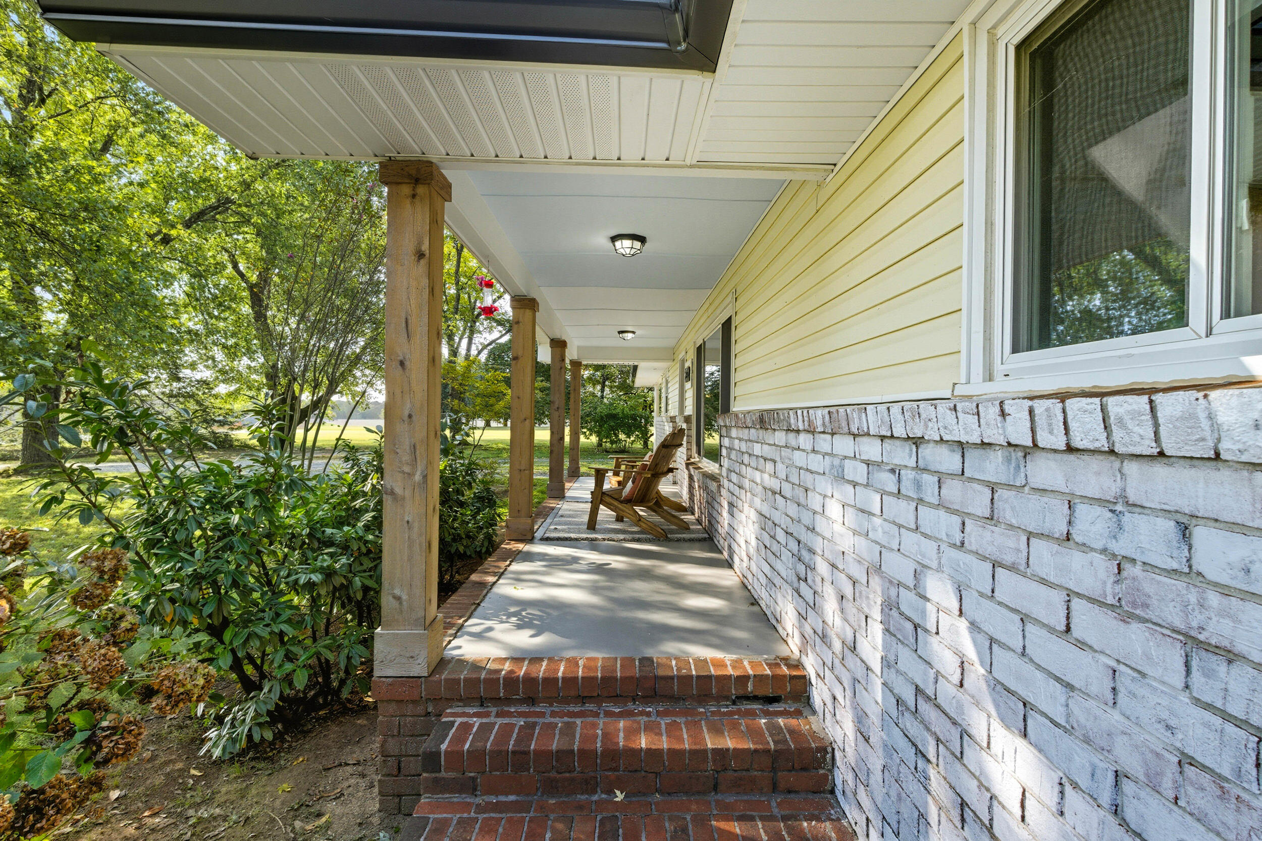 232 Gordon Pond Road, LaFayette