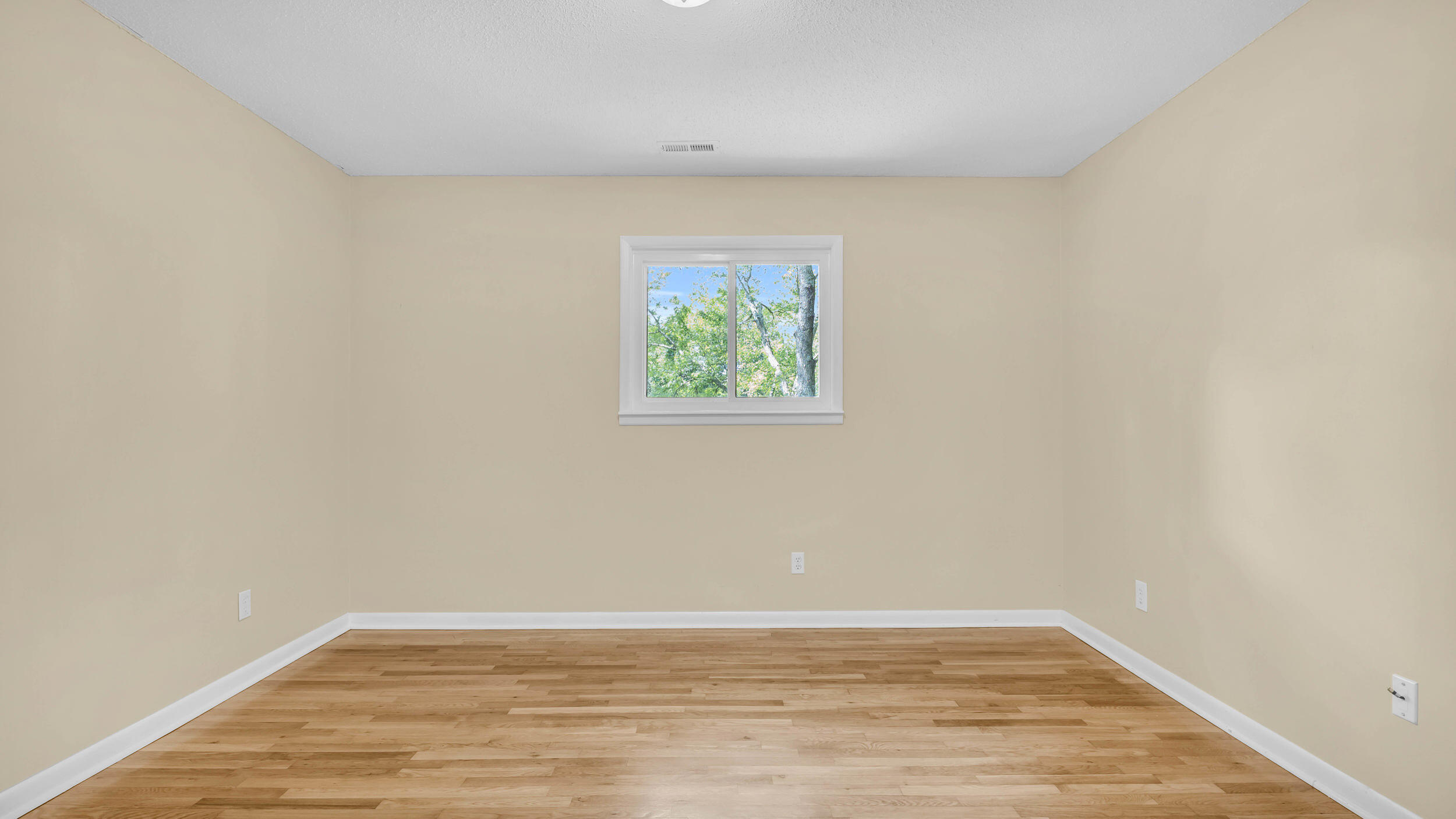 232 Gordon Pond Road, LaFayette