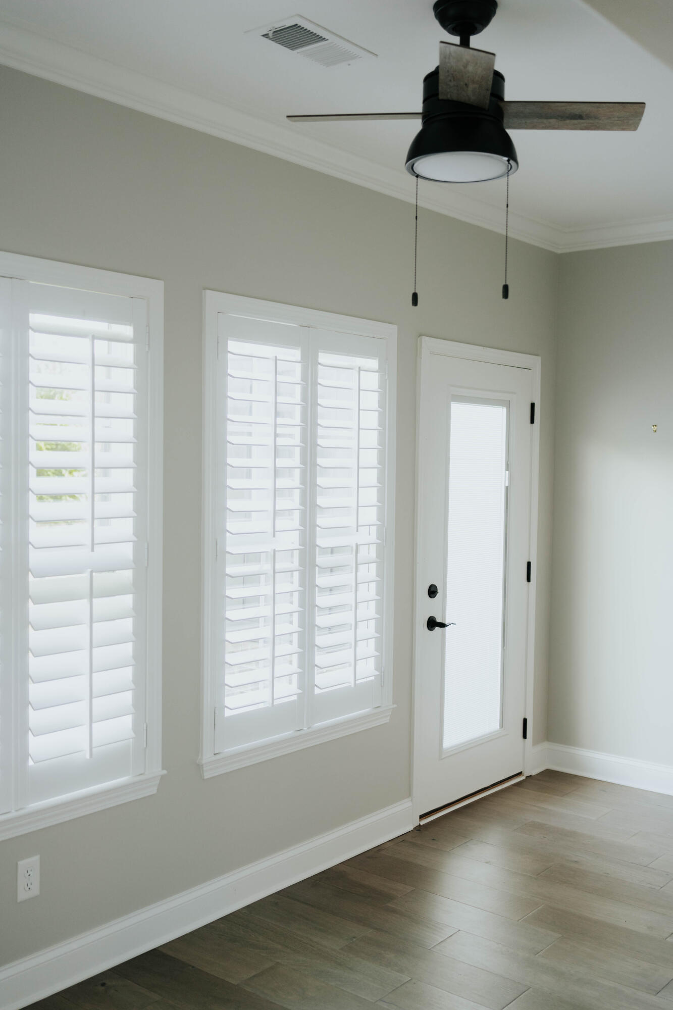 790 Wood Grove Circle