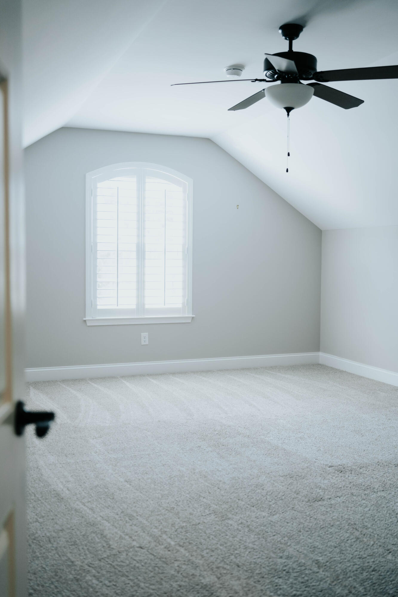 790 Wood Grove Circle