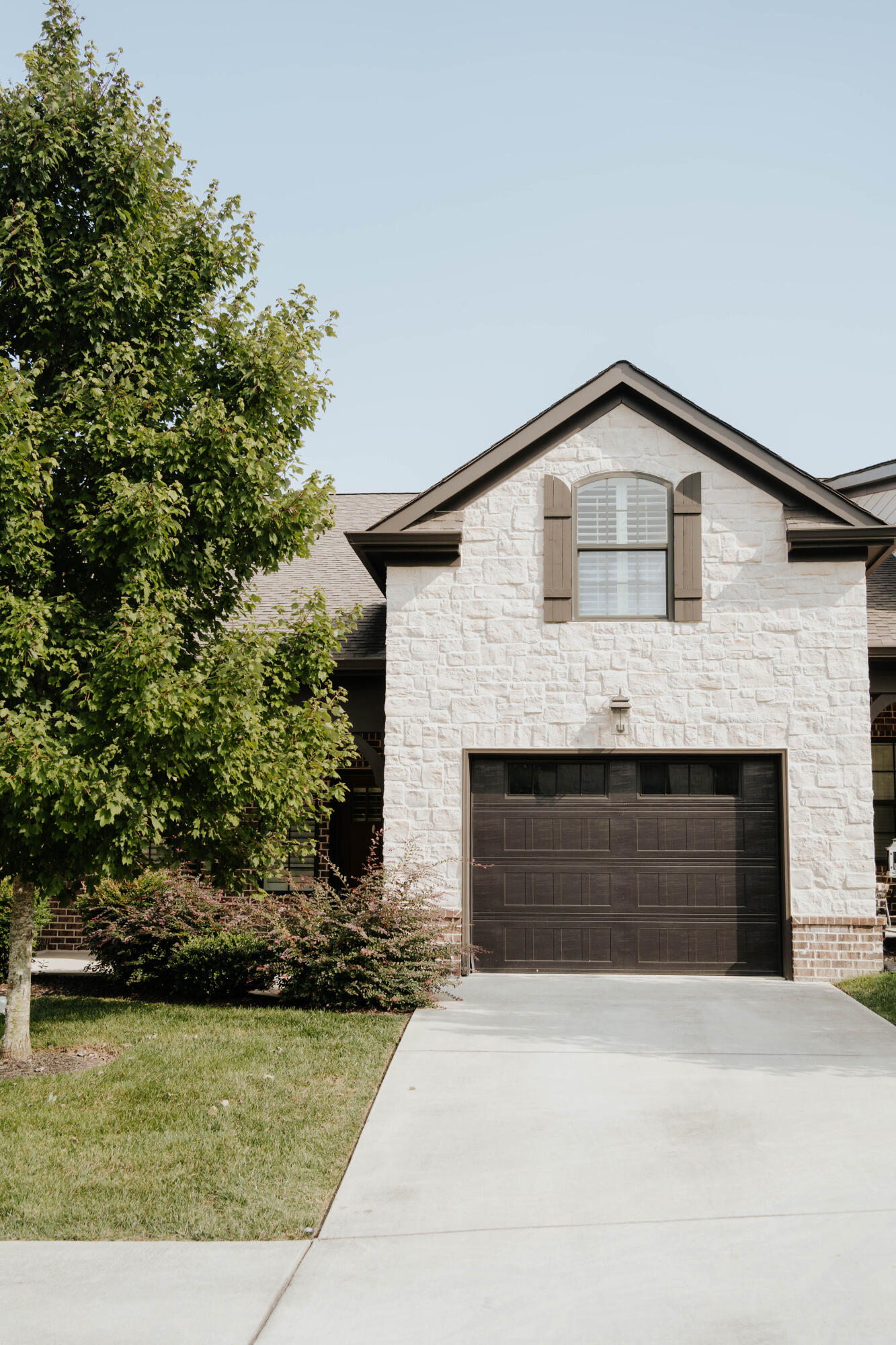 790 Wood Grove Circle