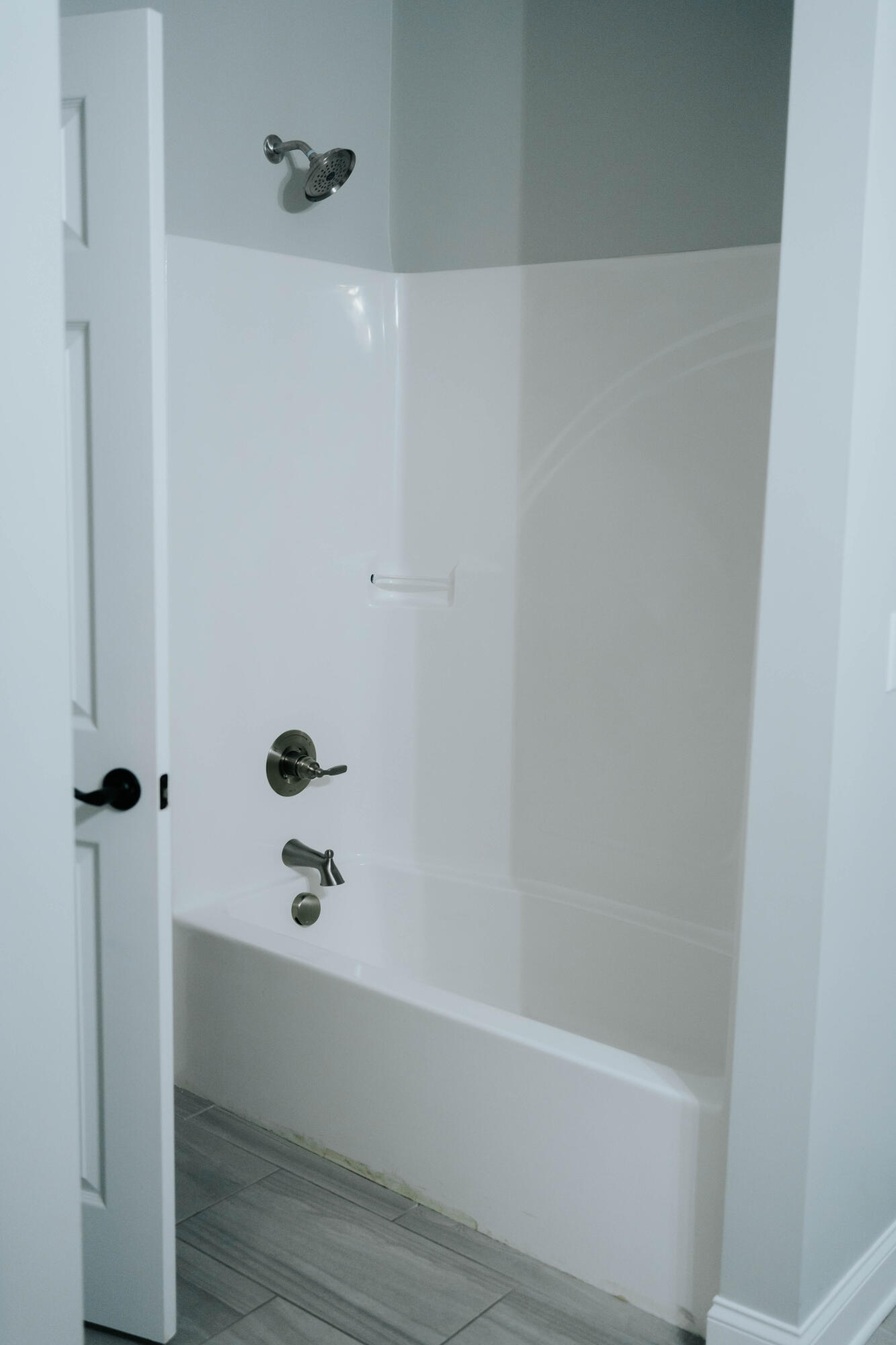 790 Wood Grove Circle