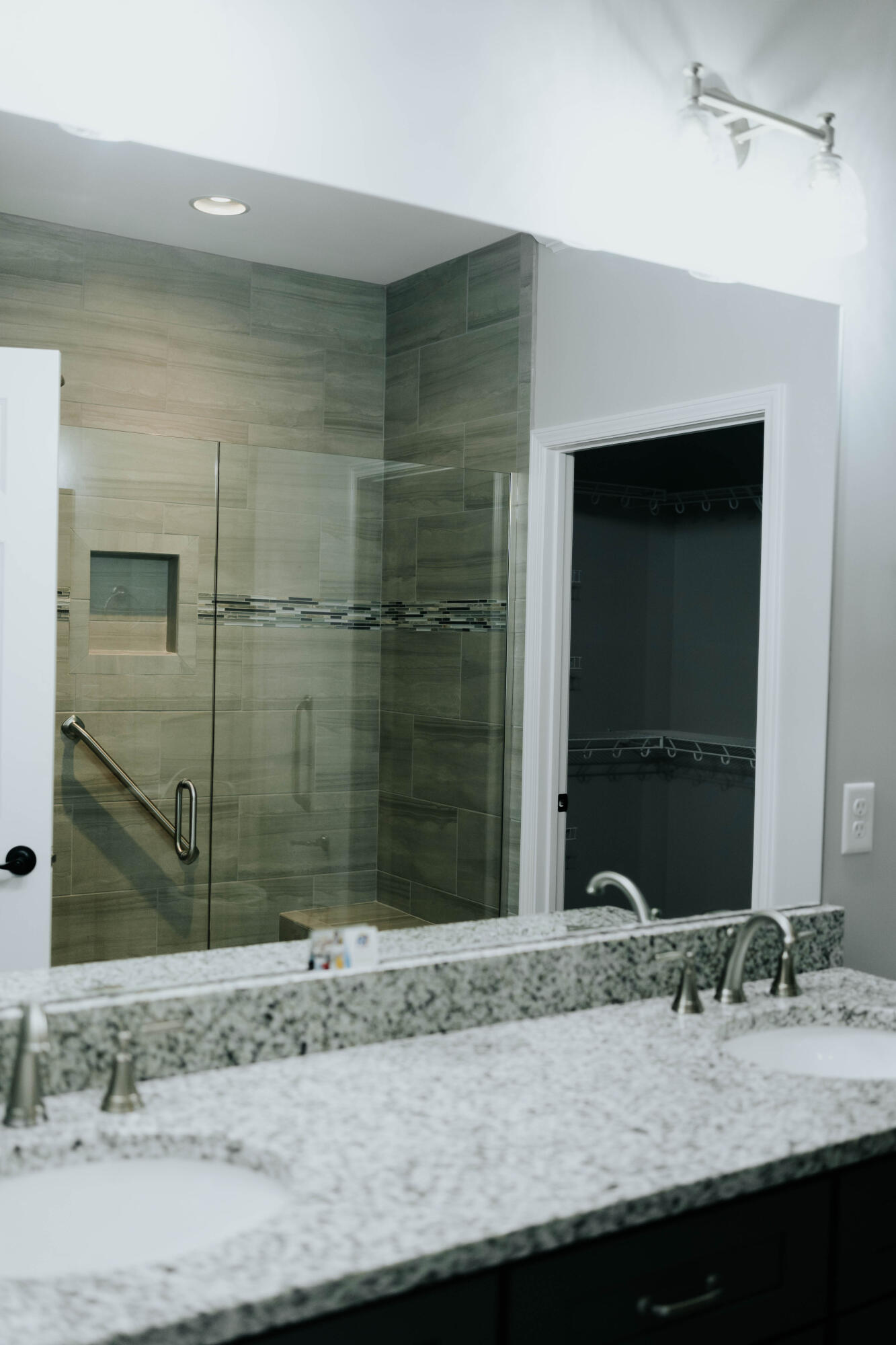 790 Wood Grove Circle