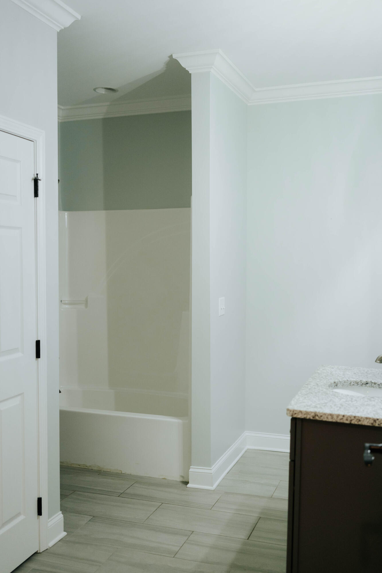 790 Wood Grove Circle