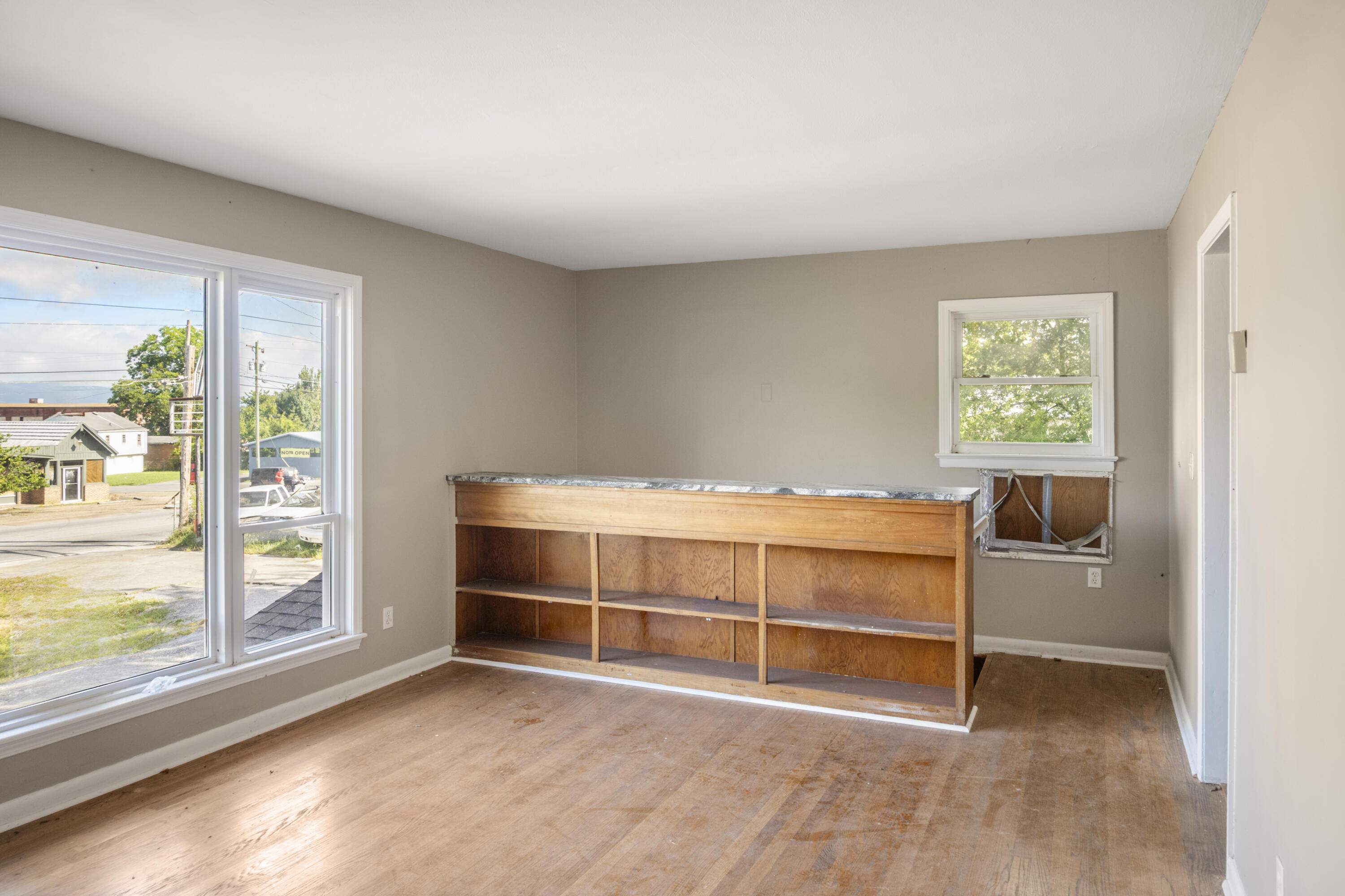 806 Mcfarland Avenue