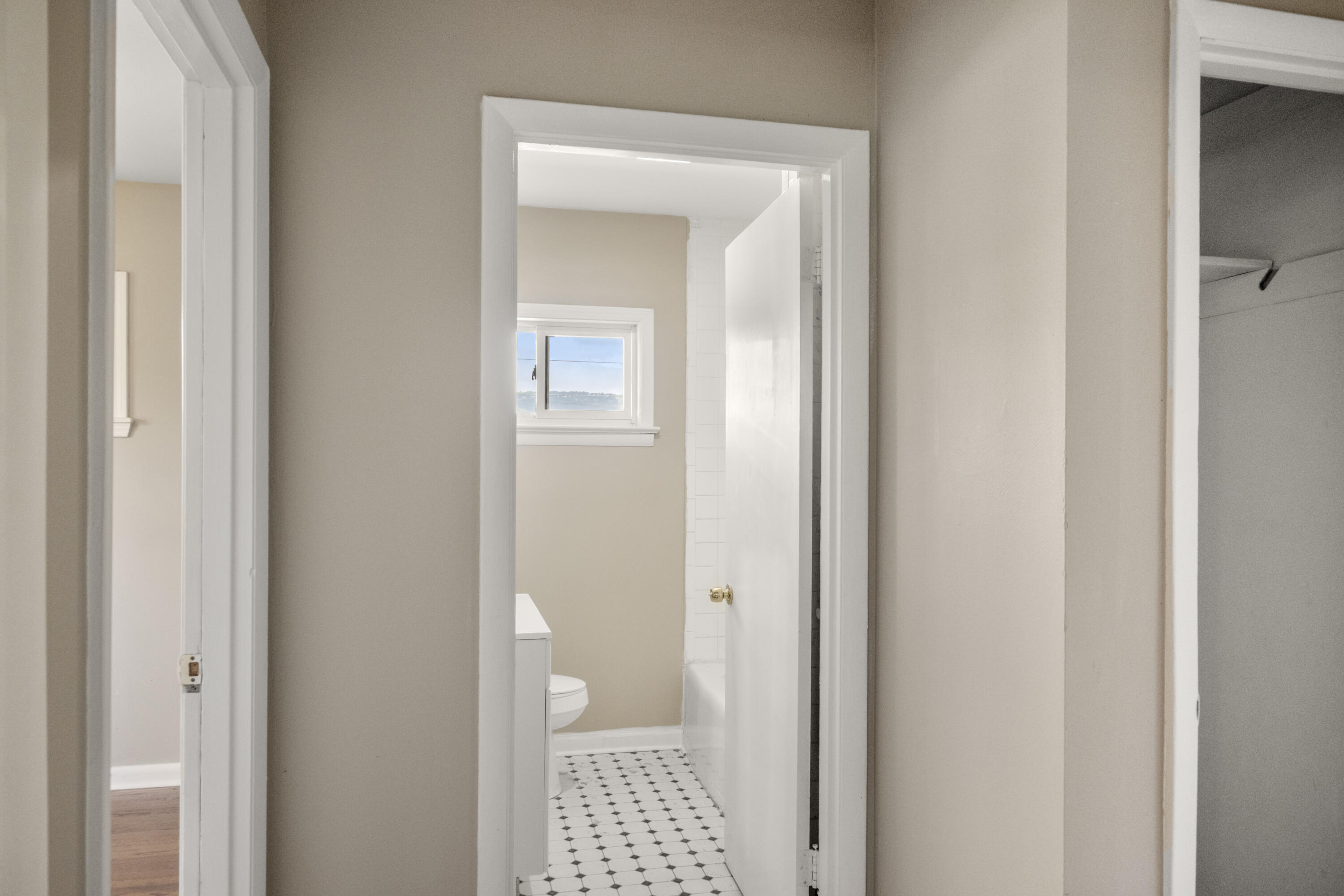 806 Mcfarland Avenue