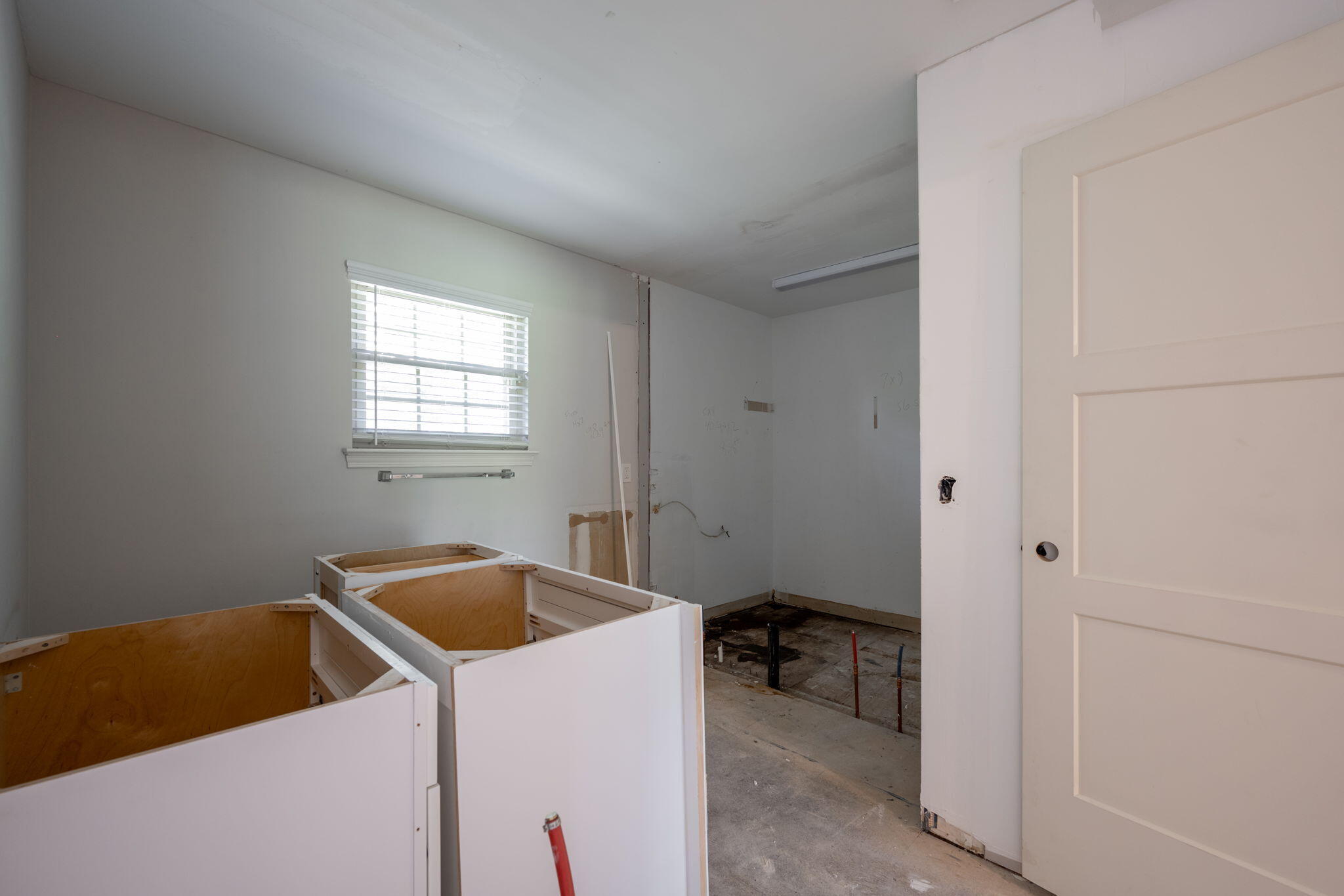 7015 Leslie Dell Lane