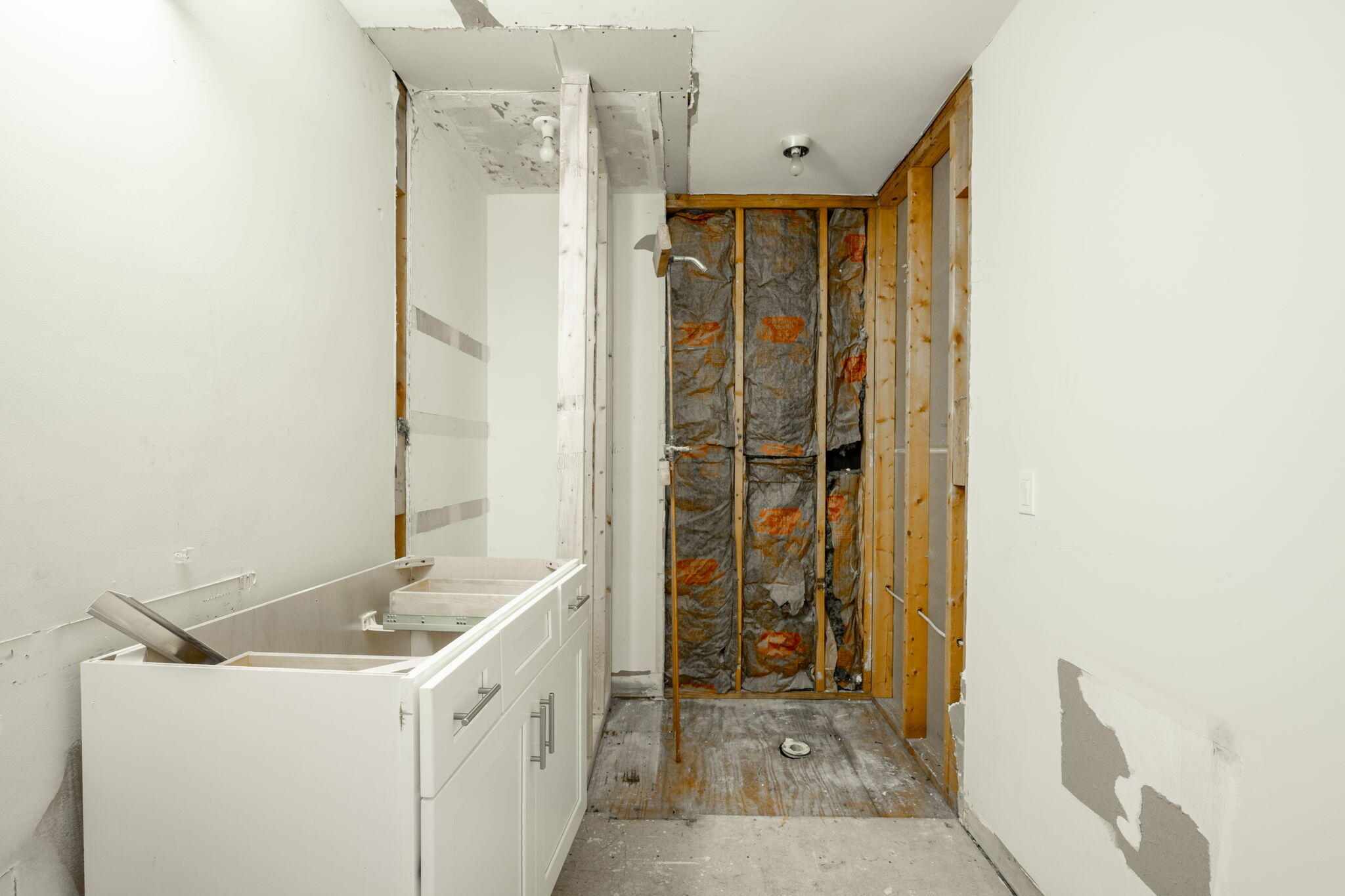 7015 Leslie Dell Lane