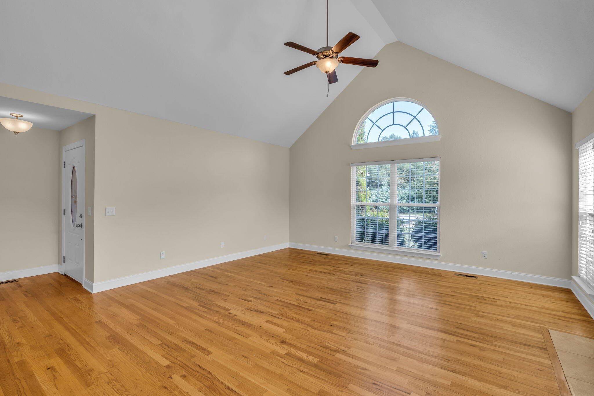 828 Soaring Eagle Circle