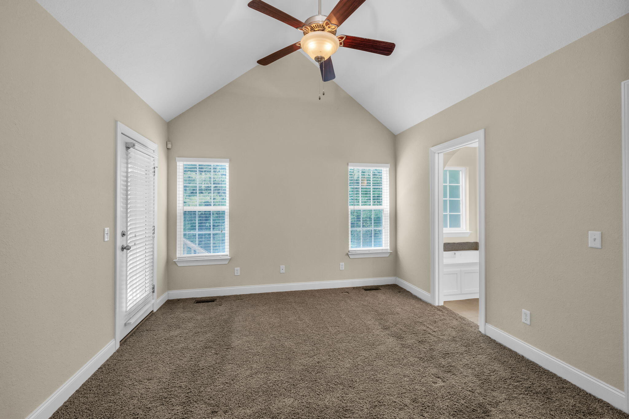 828 Soaring Eagle Circle