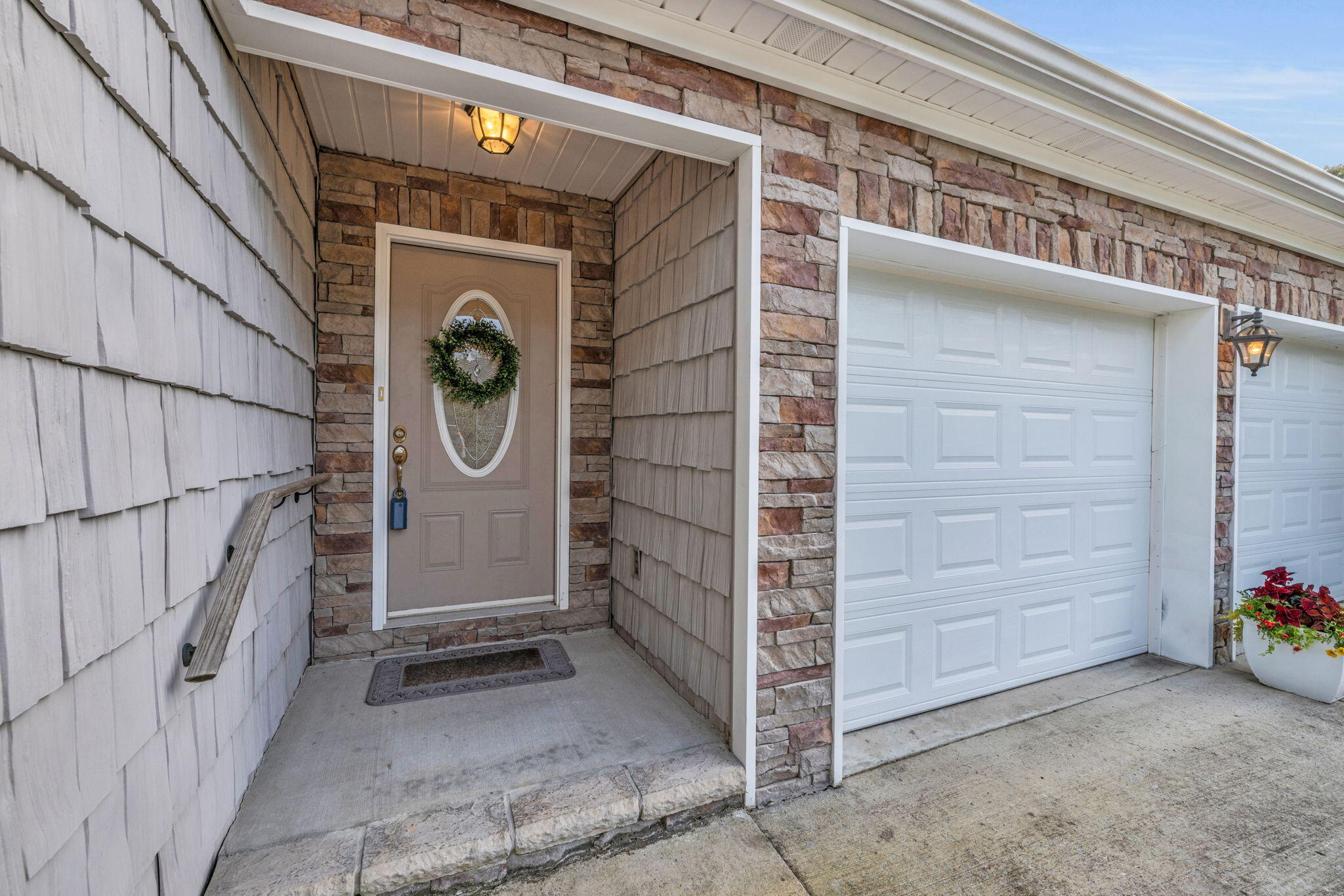 828 Soaring Eagle Circle