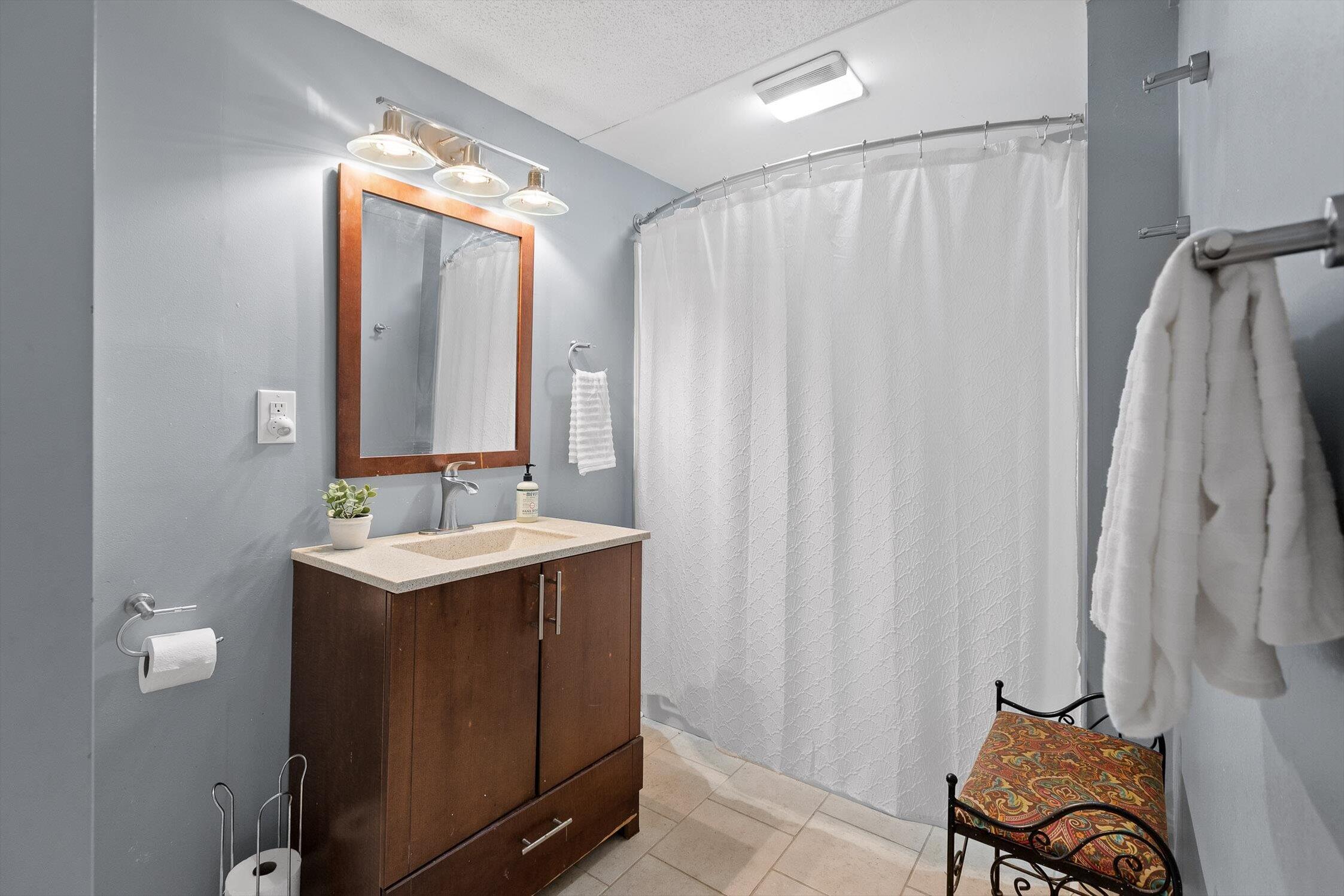 4807 Saint Elmo Avenue