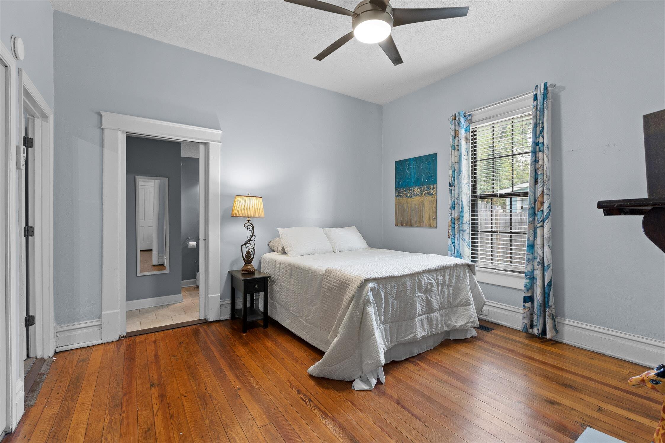 4807 Saint Elmo Avenue