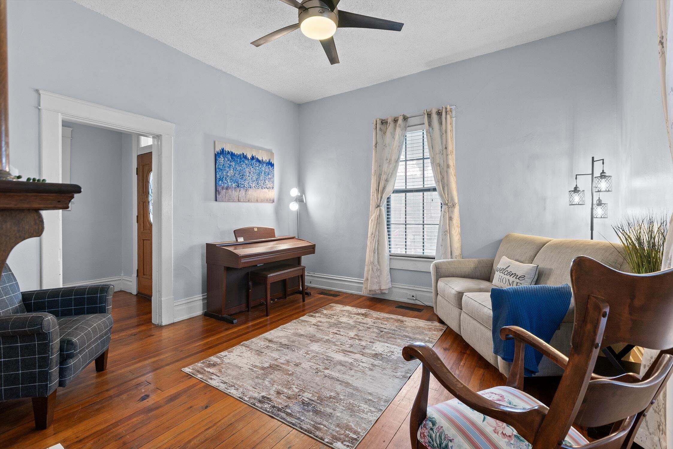 4807 Saint Elmo Avenue