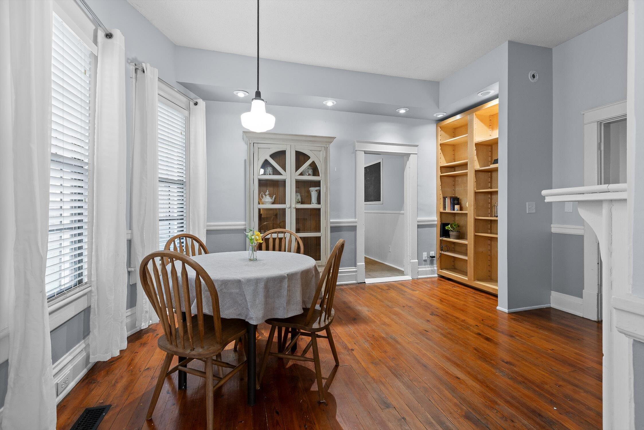 4807 Saint Elmo Avenue