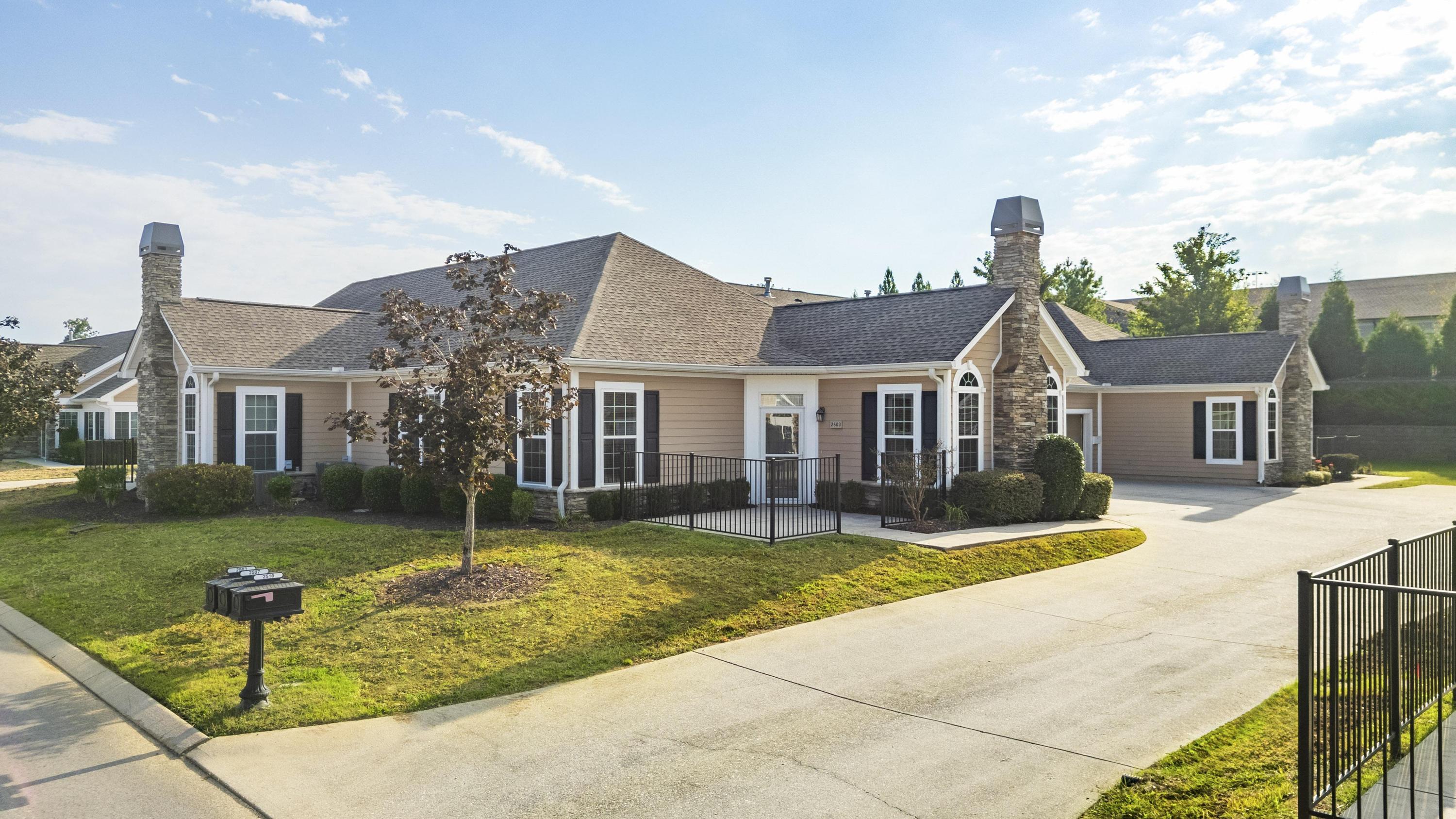 2503 Baskette Way