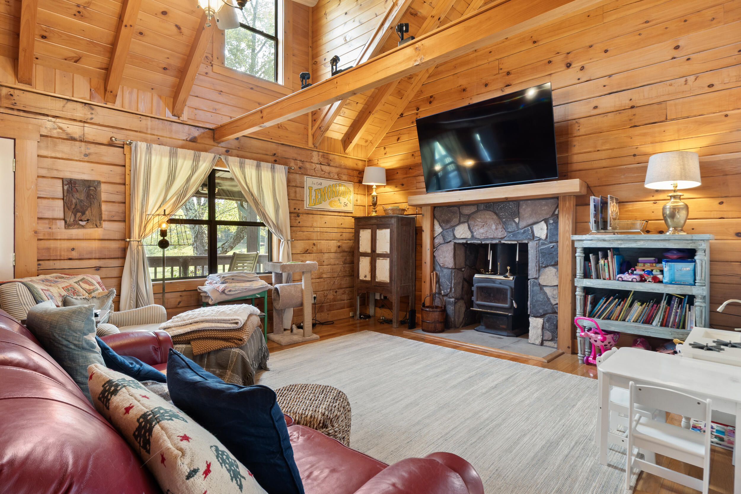 176 Turkey Ridge Road, LaFayette