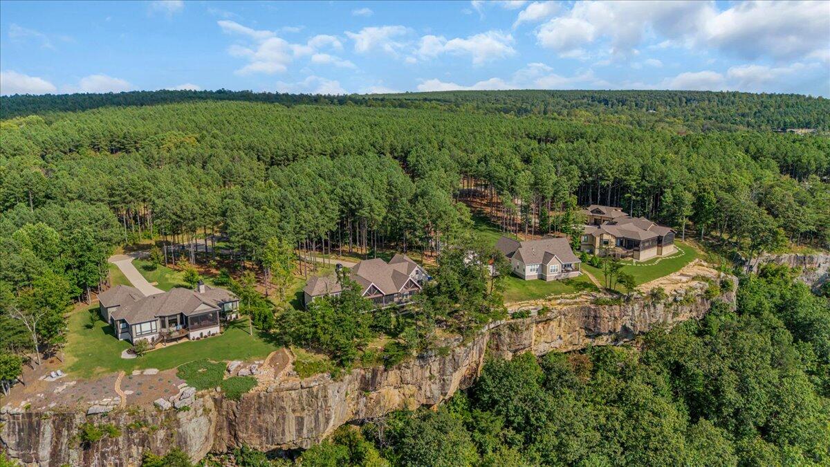 209 Moonshine Drive, Jf19