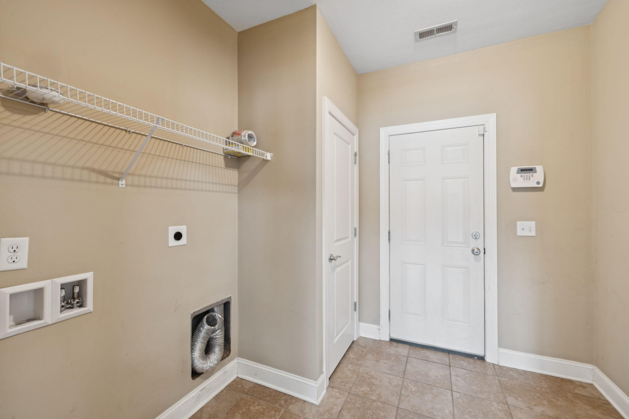 5459 Mandarin Circle