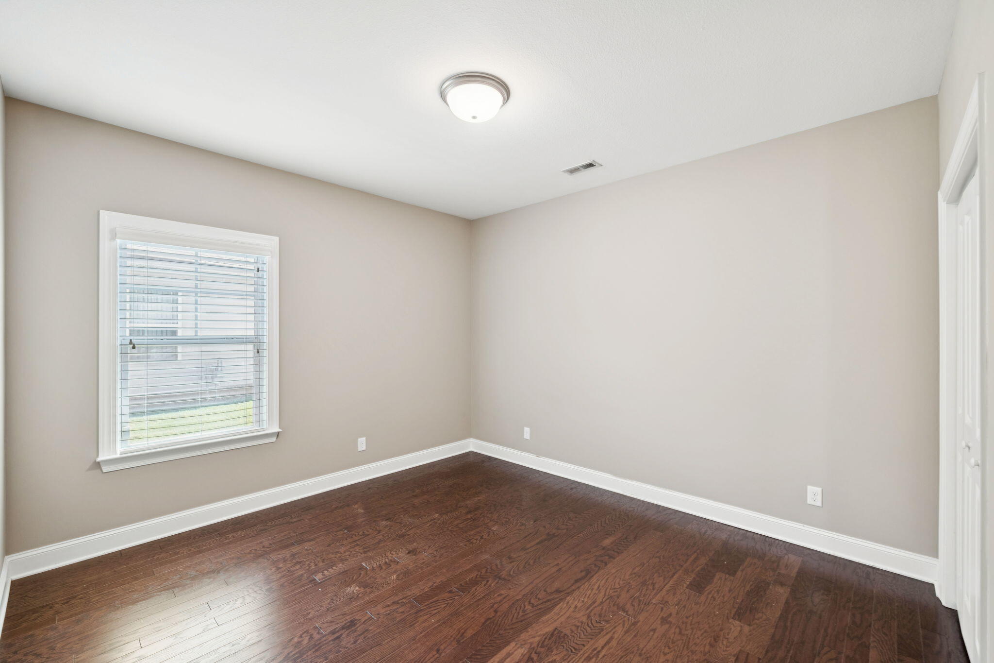 5459 Mandarin Circle