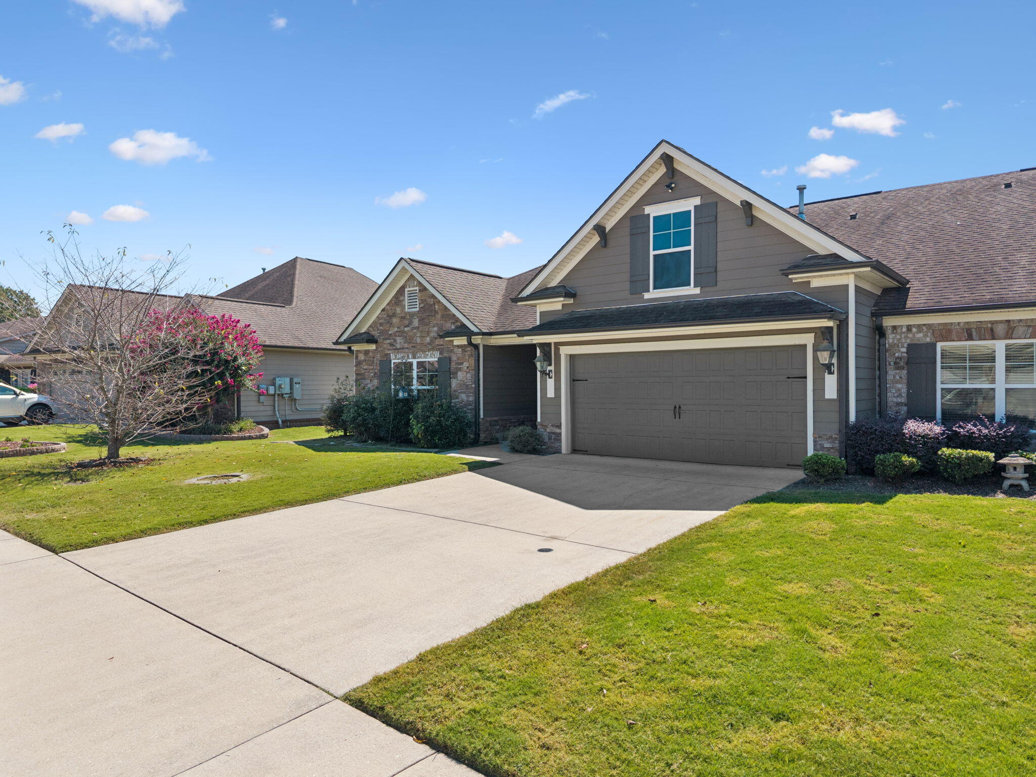 5459 Mandarin Circle