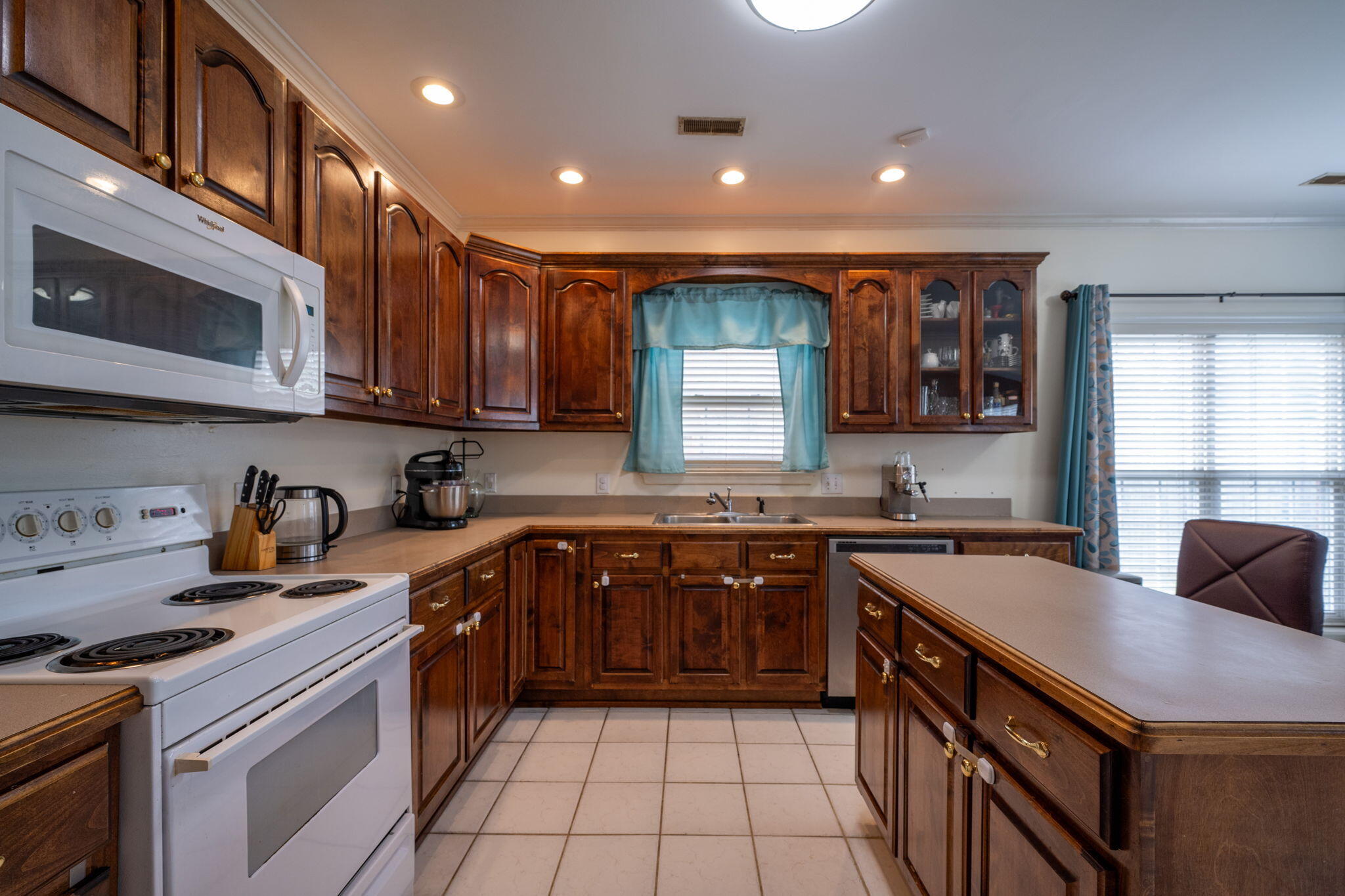 1907 Igou Place Drive