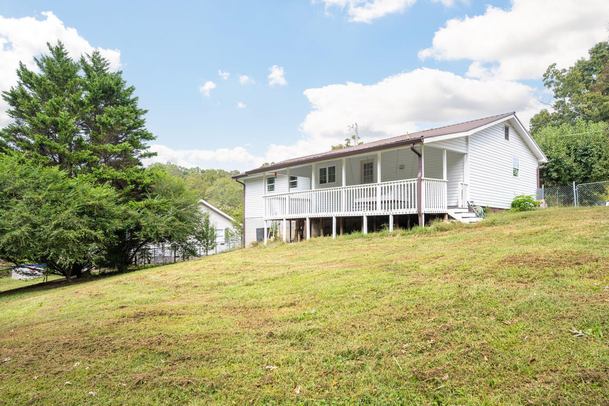 140 Bryant Avenue, LaFayette