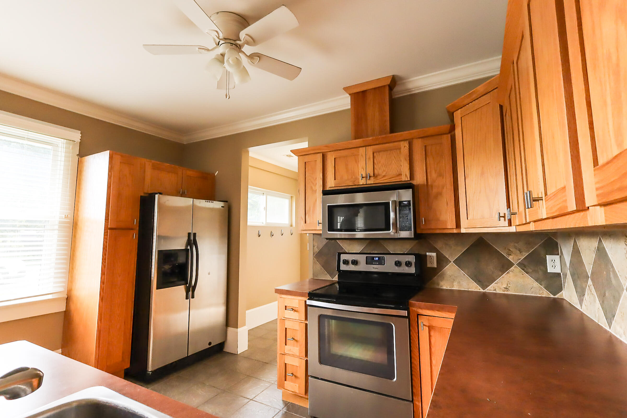 910 Crittenden Avenue