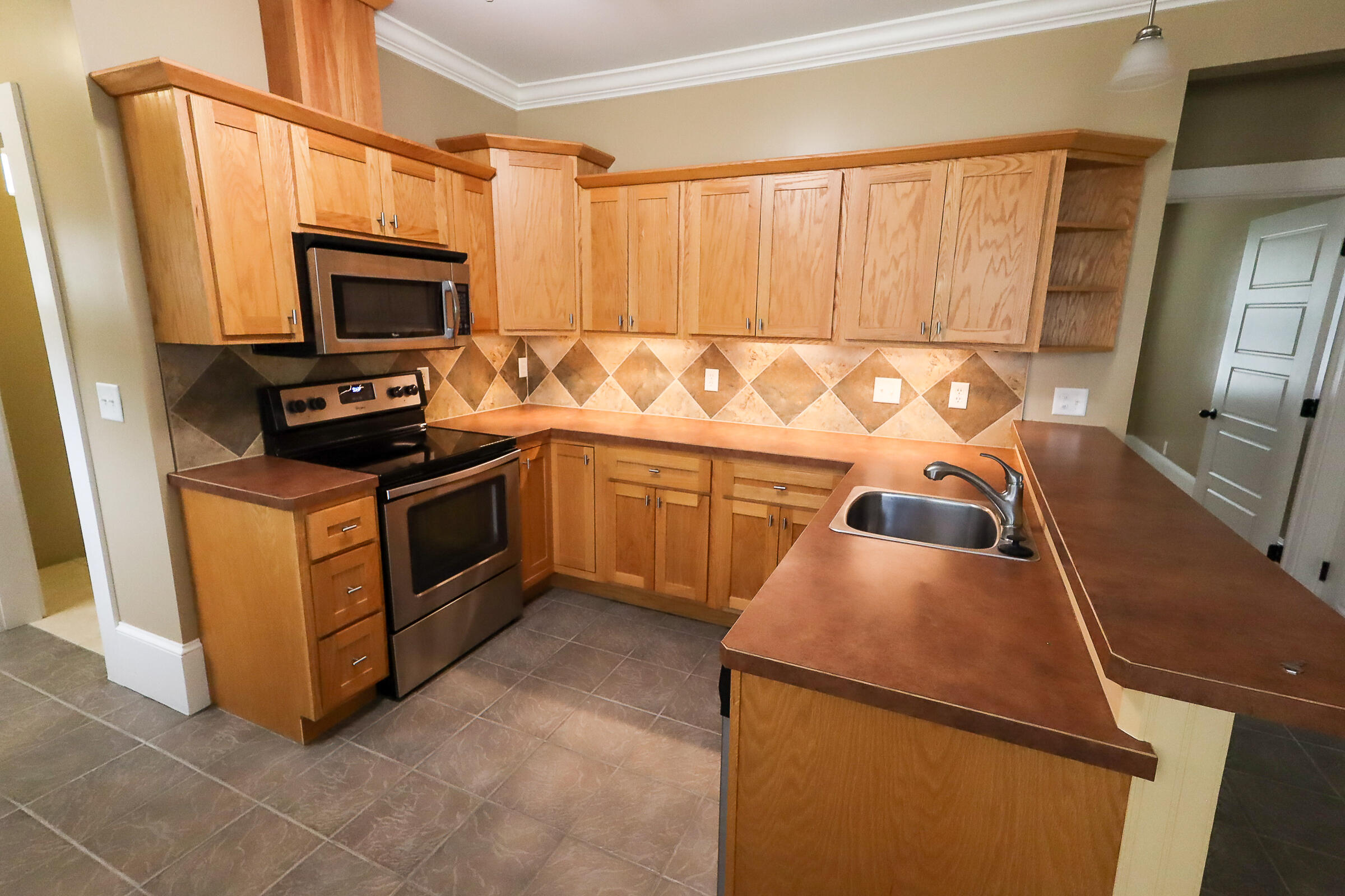 910 Crittenden Avenue