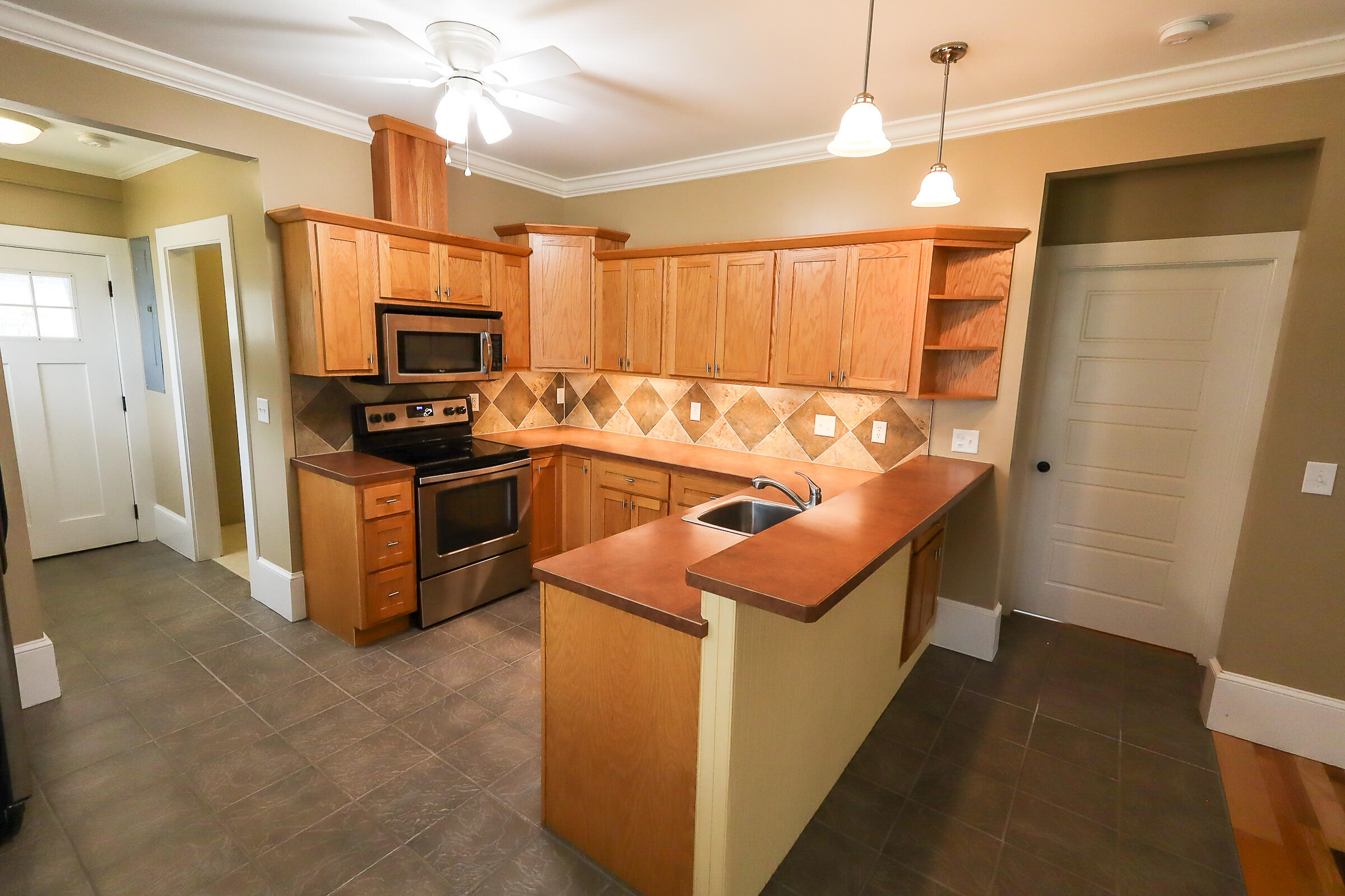 910 Crittenden Avenue