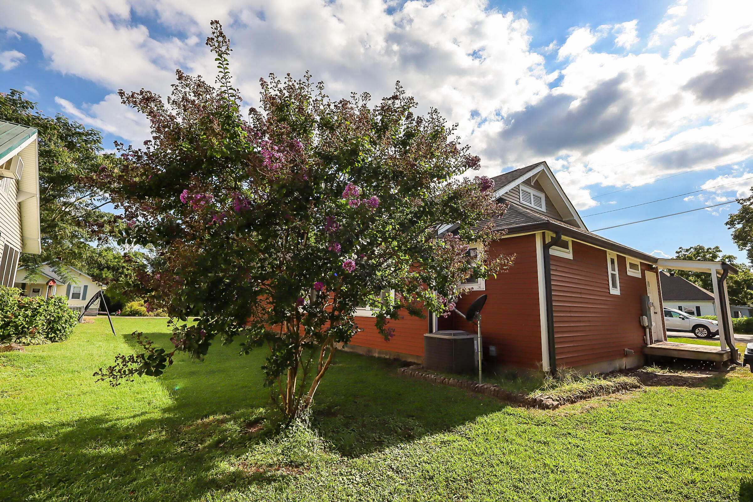 910 Crittenden Avenue