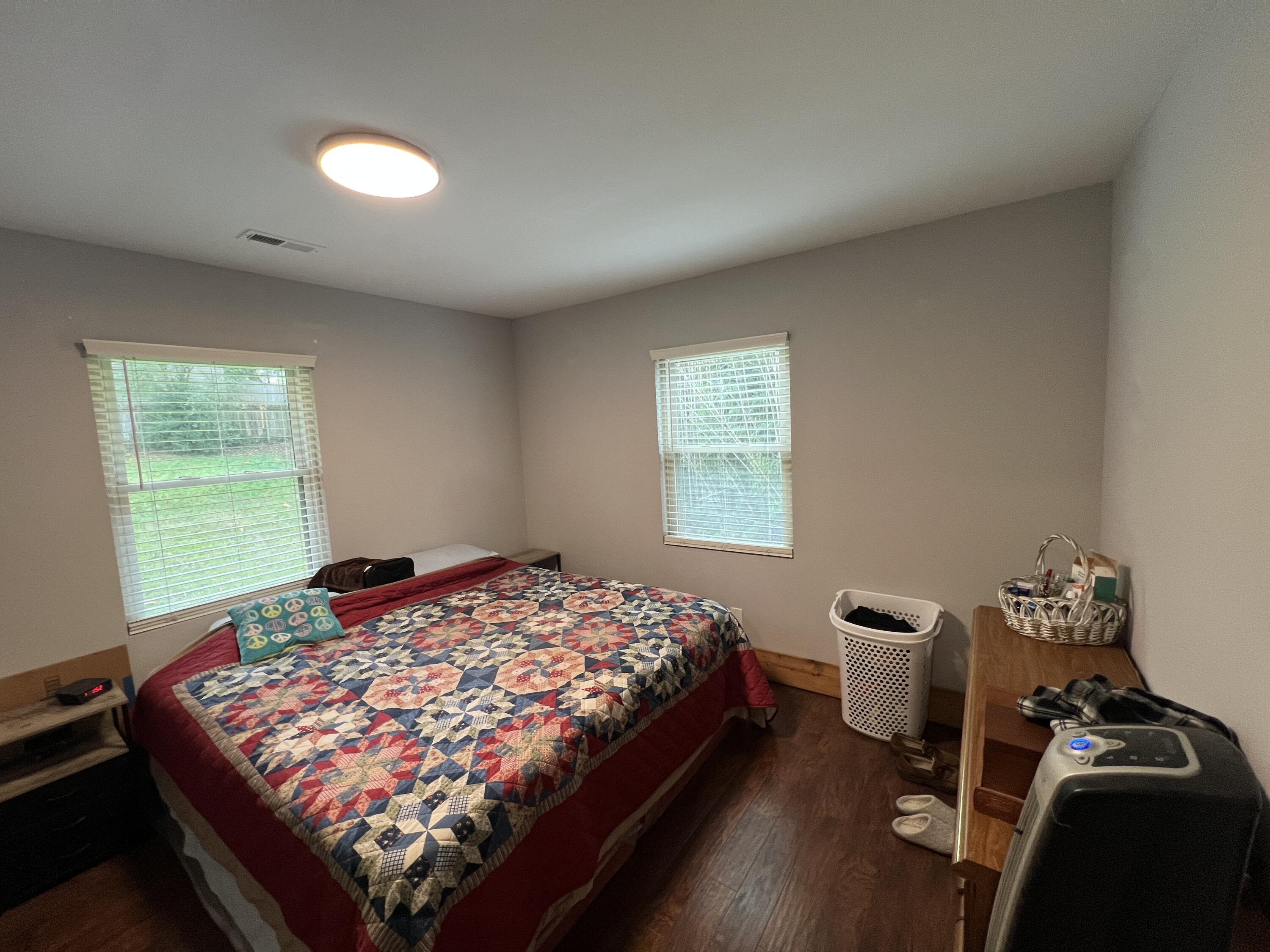 380 SE Oakland Trail