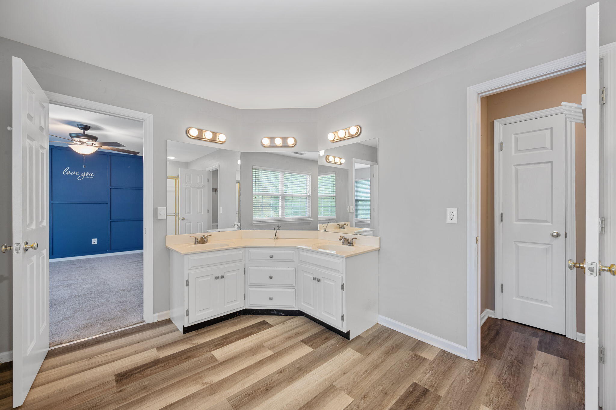 2415 Royal Fern Trail