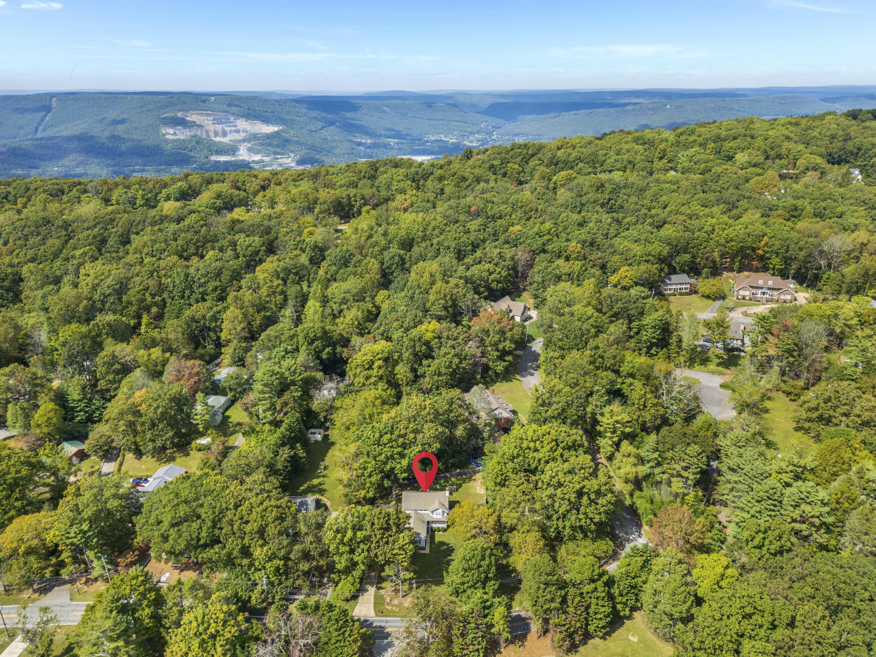 302 Mcfarland Road Road