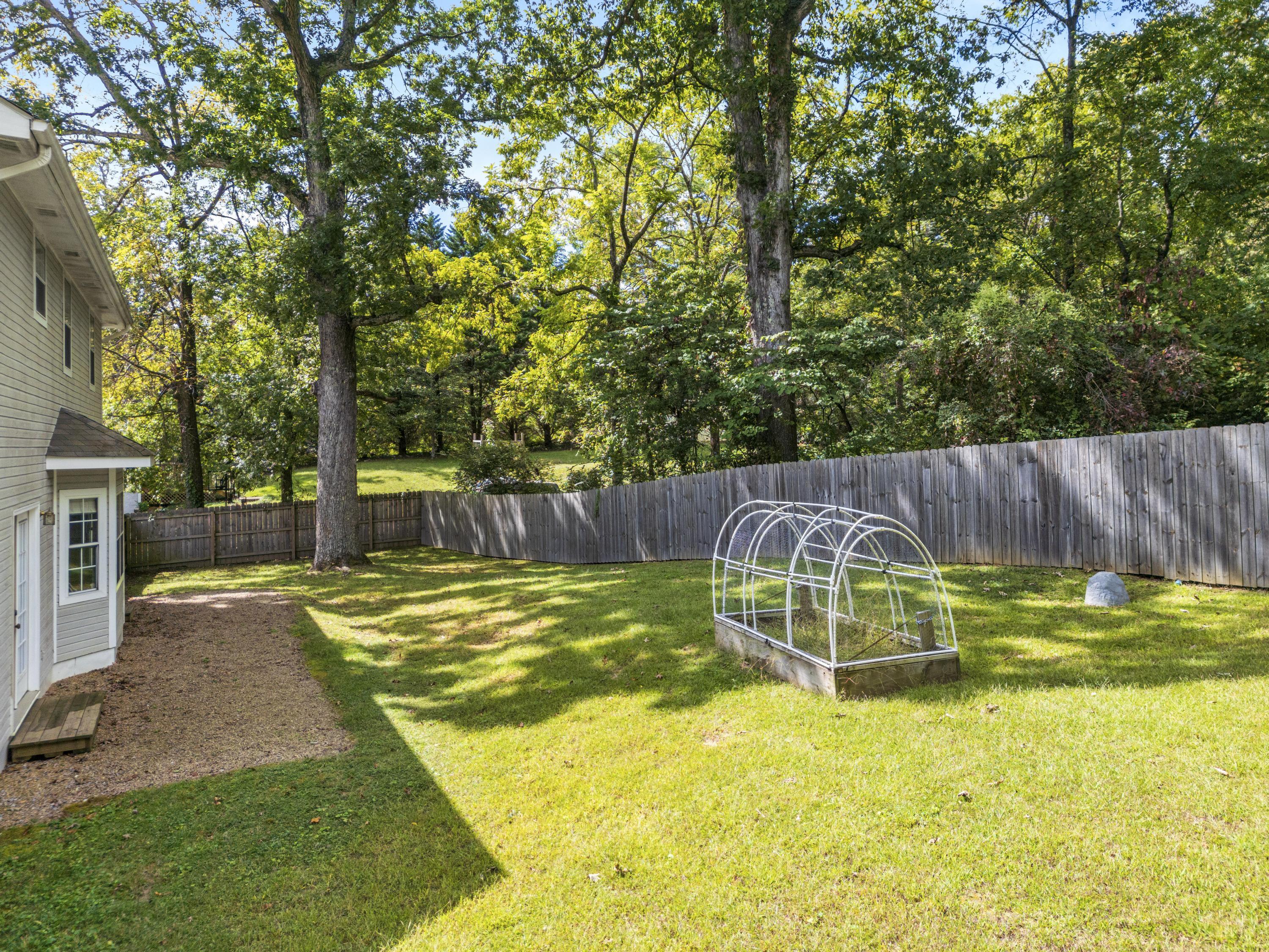 302 Mcfarland Road Road