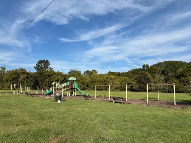 900 Mountain Creek Road, 474