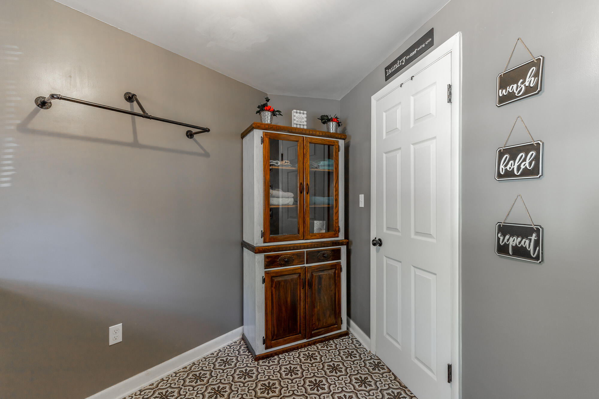 5551 NW Georgetown Road