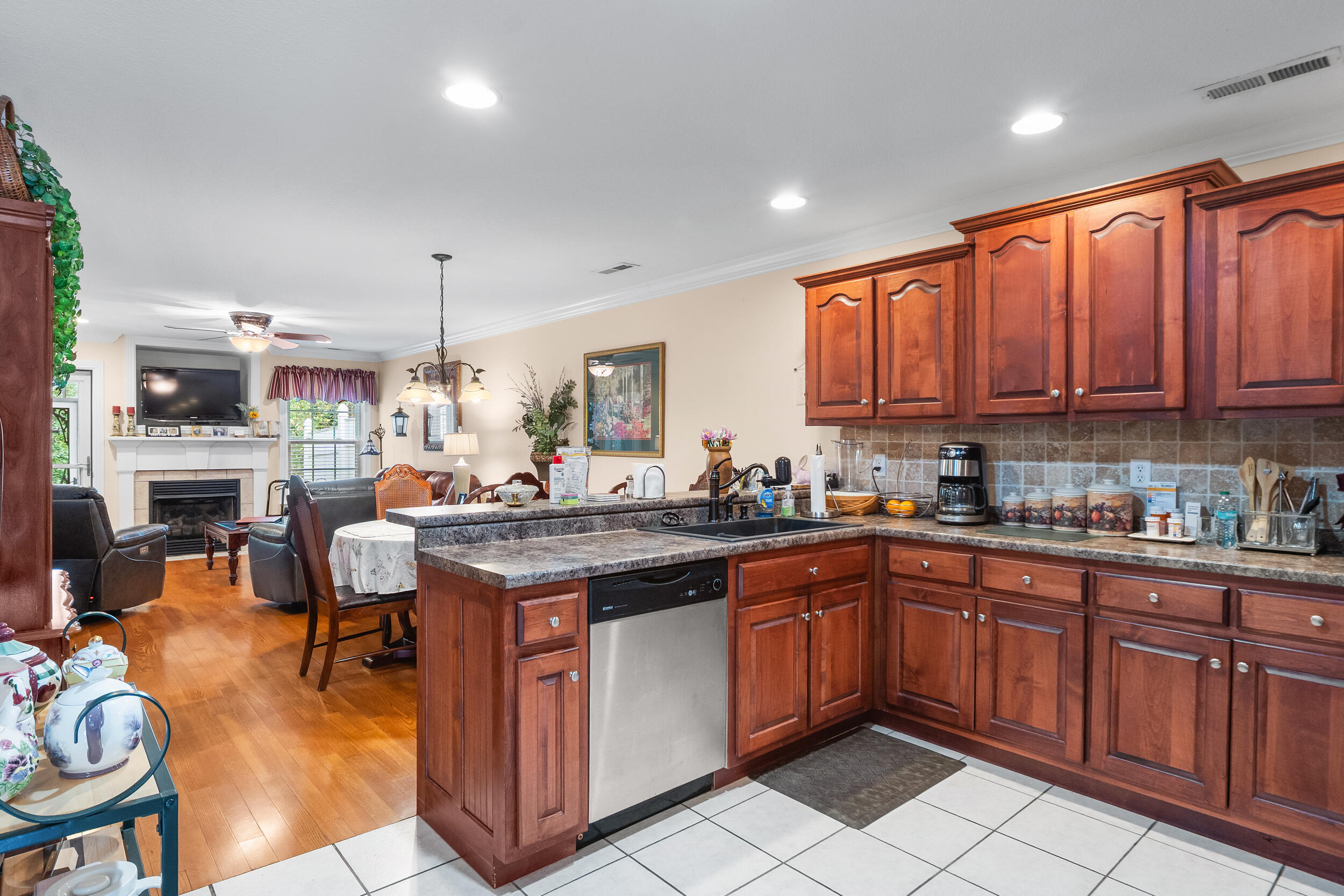 45 Logans Charge Street