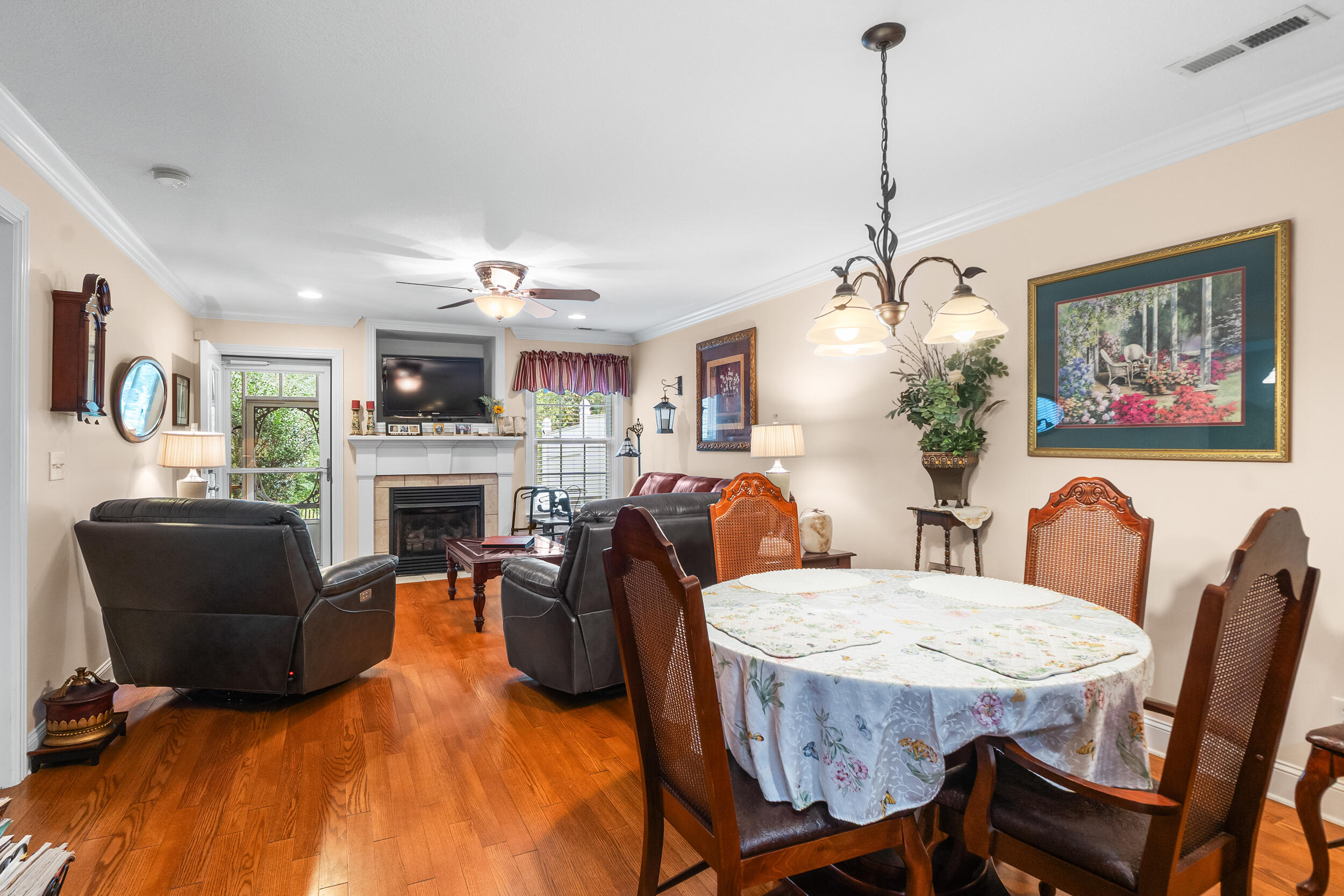 45 Logans Charge Street