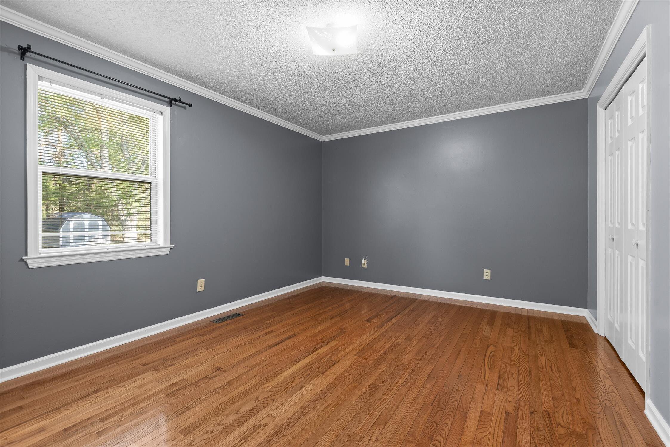 207 Singletree Drive NW