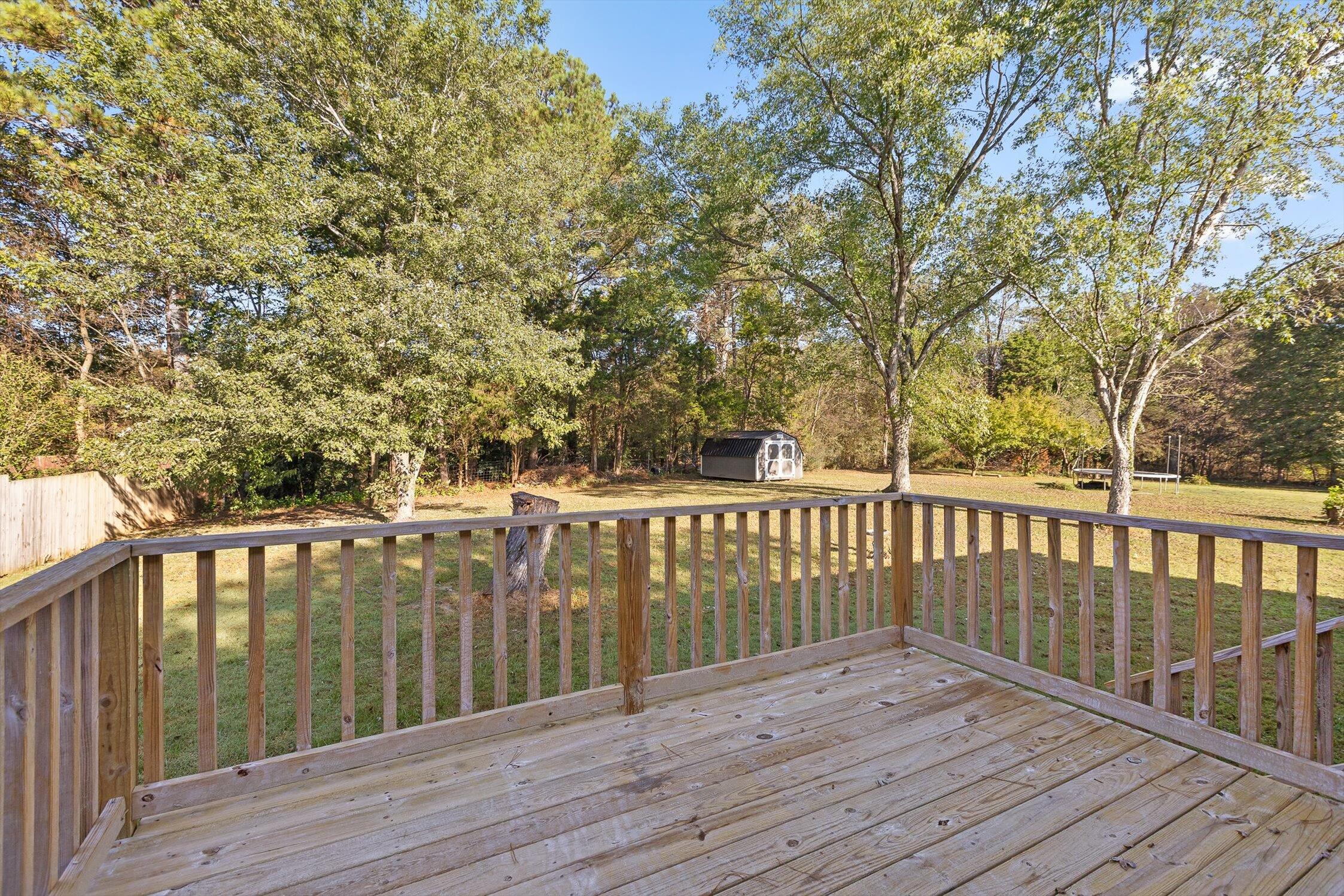 207 Singletree Drive NW