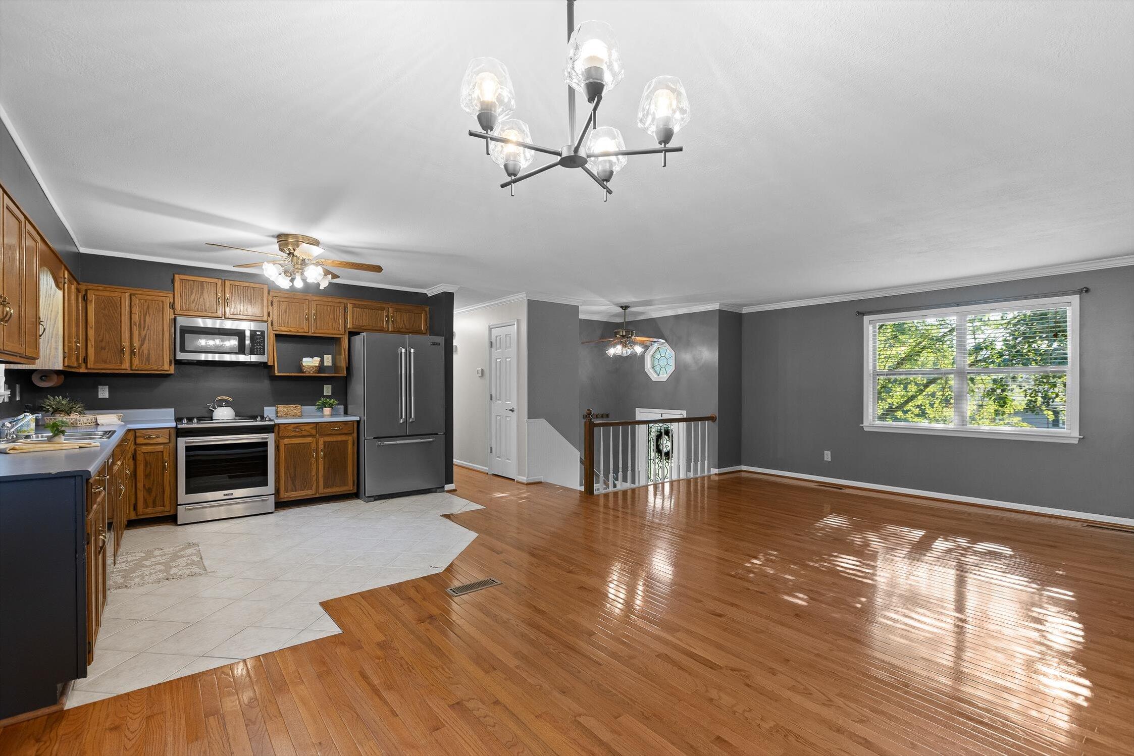 207 Singletree Drive NW