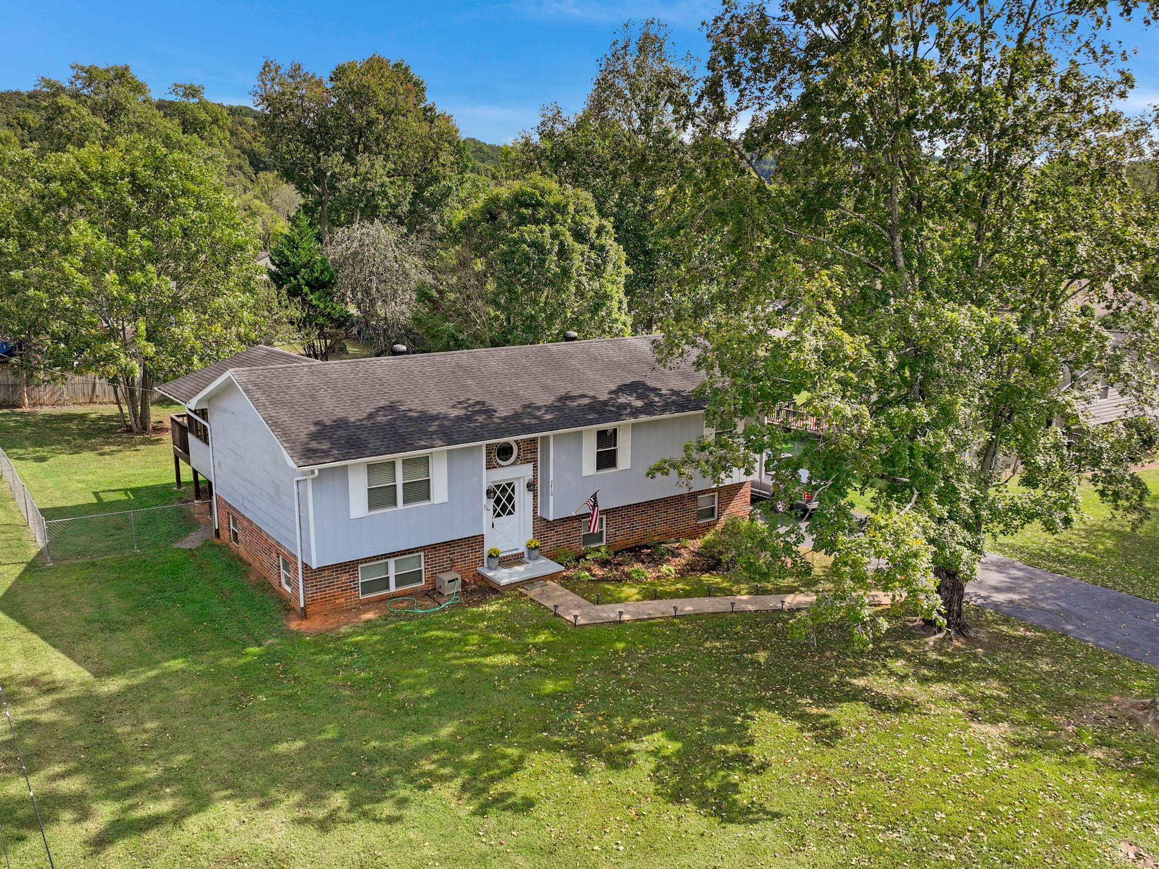 3410 NW Eveningside Drive NW